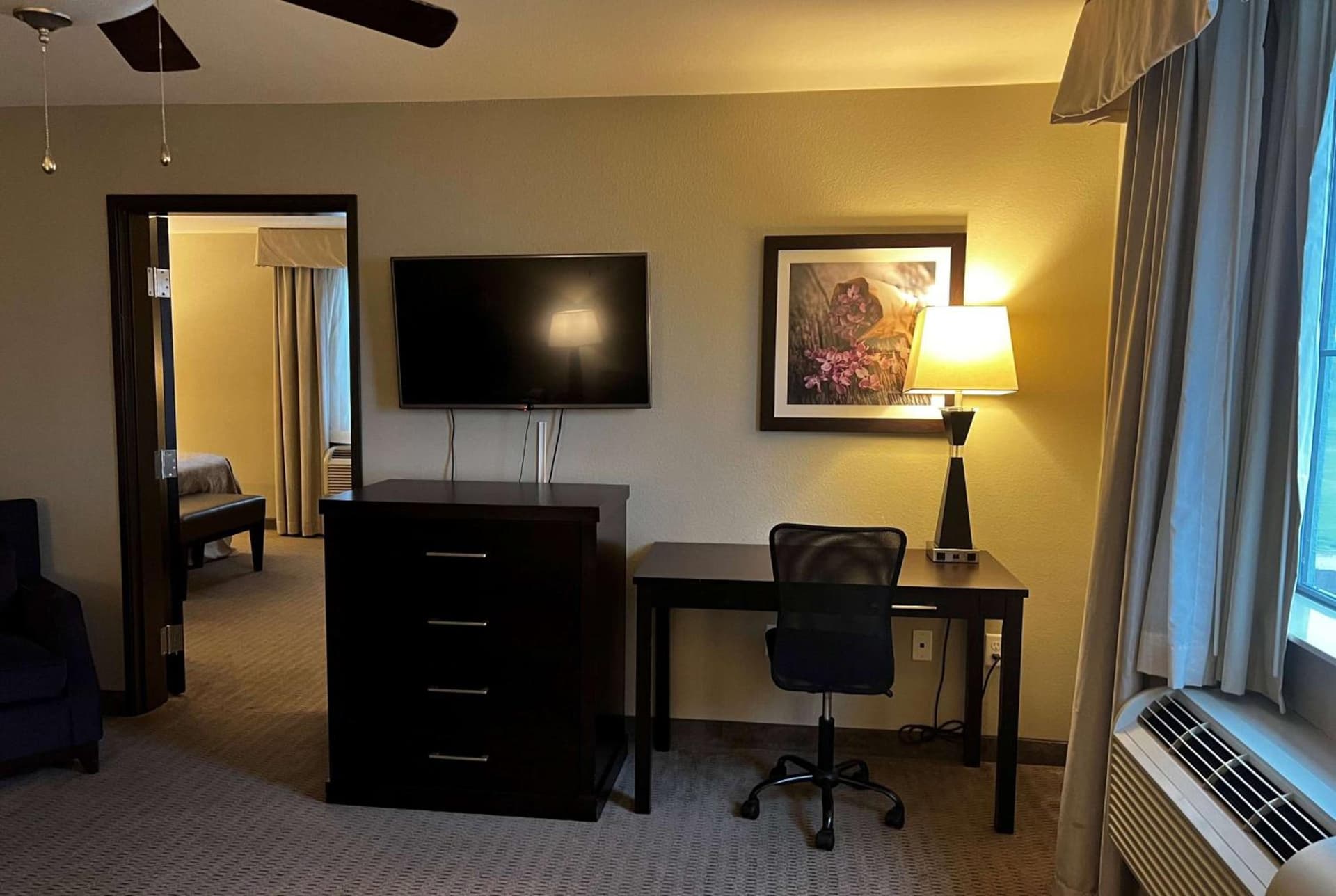 Baymont by Wyndham College Station gallery photo in College Station, TX — image 58
