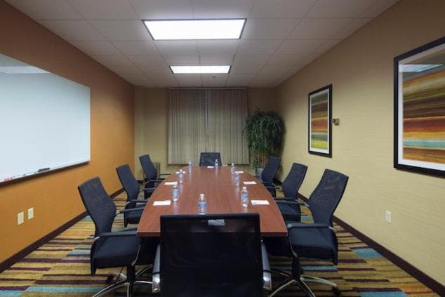 Fairfield Inn & Suites by Marriott Newark Liberty International Airport gallery photo in Newark, NJ — image 15