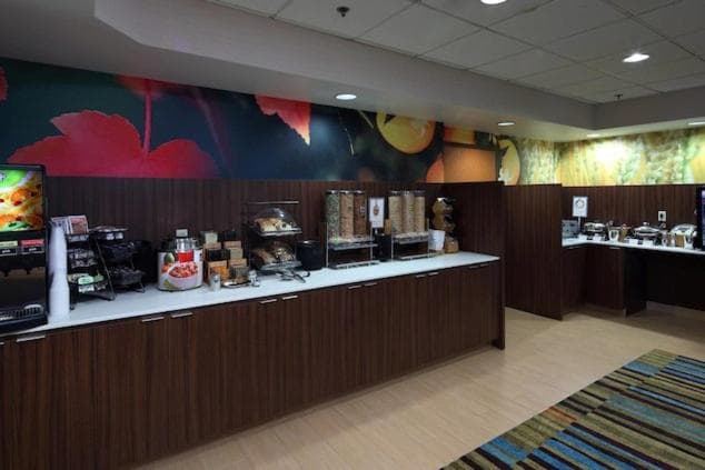 Fairfield Inn & Suites by Marriott Newark Liberty International Airport gallery photo in Newark, NJ — image 26