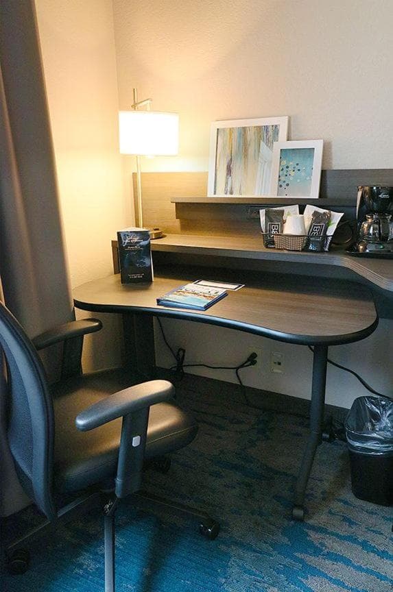 Fairfield Inn & Suites Des Moines Airport interior in Des Moines, IA — gallery photo 2
