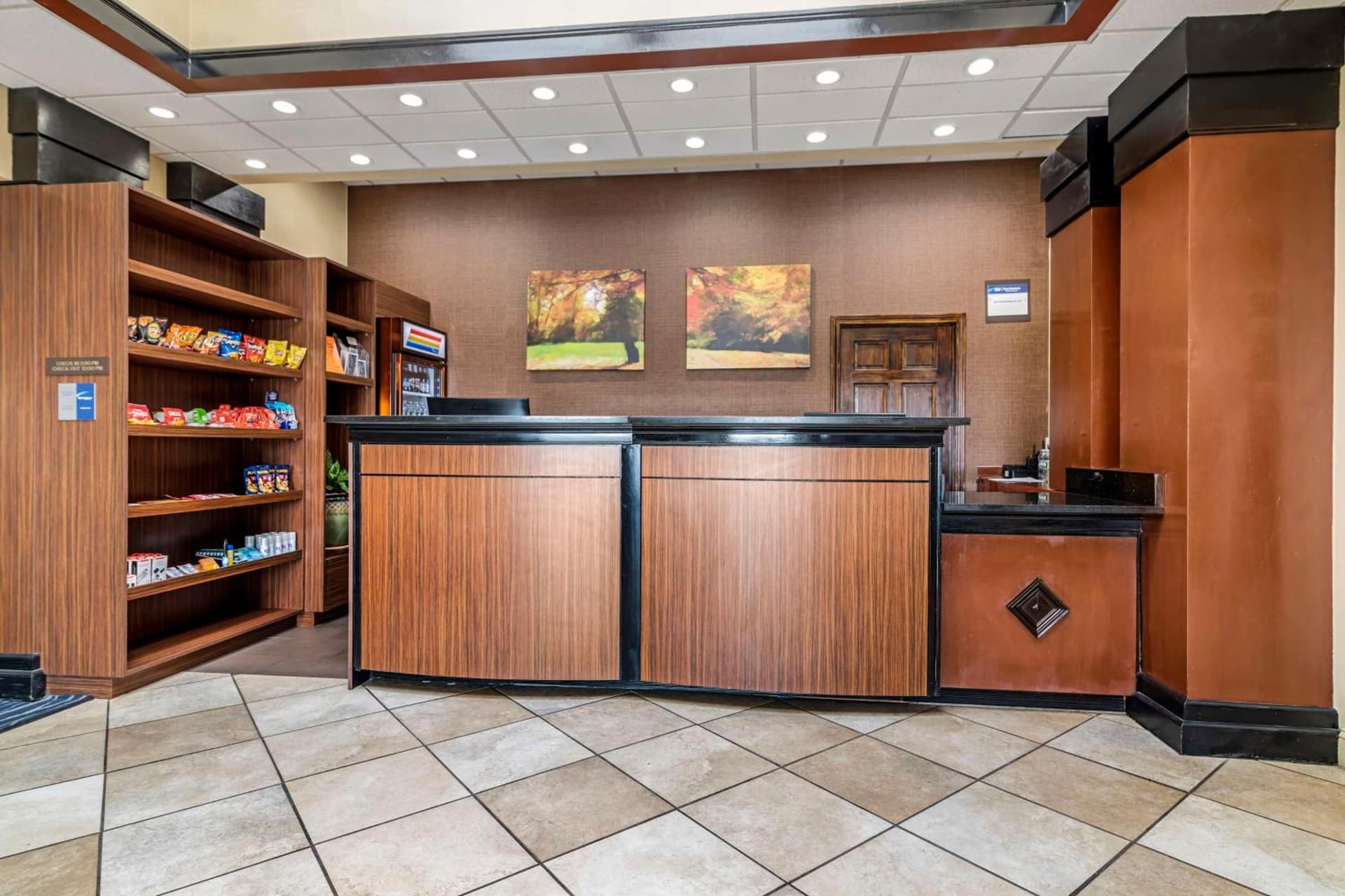 Best Western Plus Augusta Civic Center Inn property views in Augusta, ME — gallery photo 3