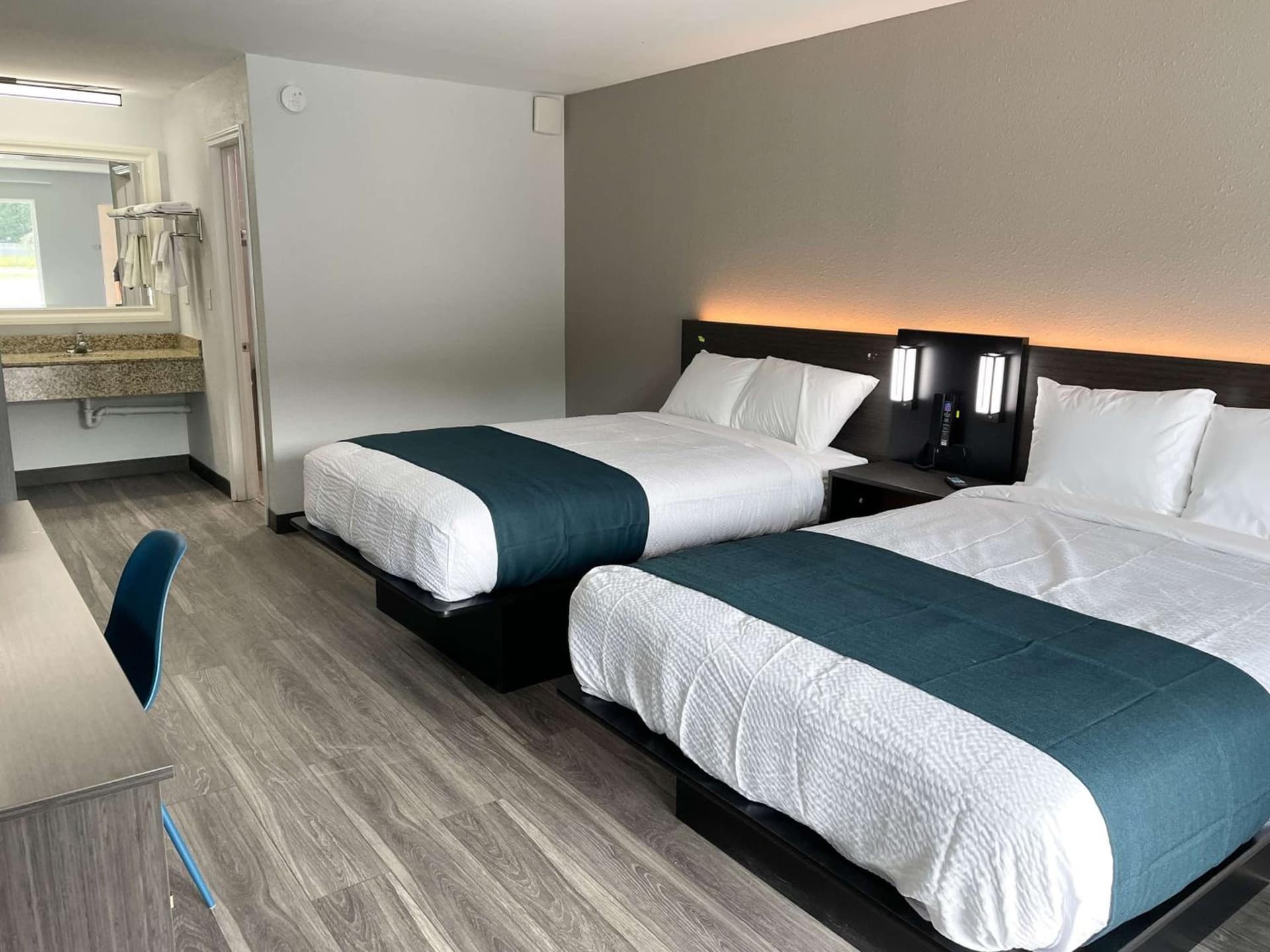 Motel 6 West Columbia SC Airport gallery photo in West Columbia, SC — image 17