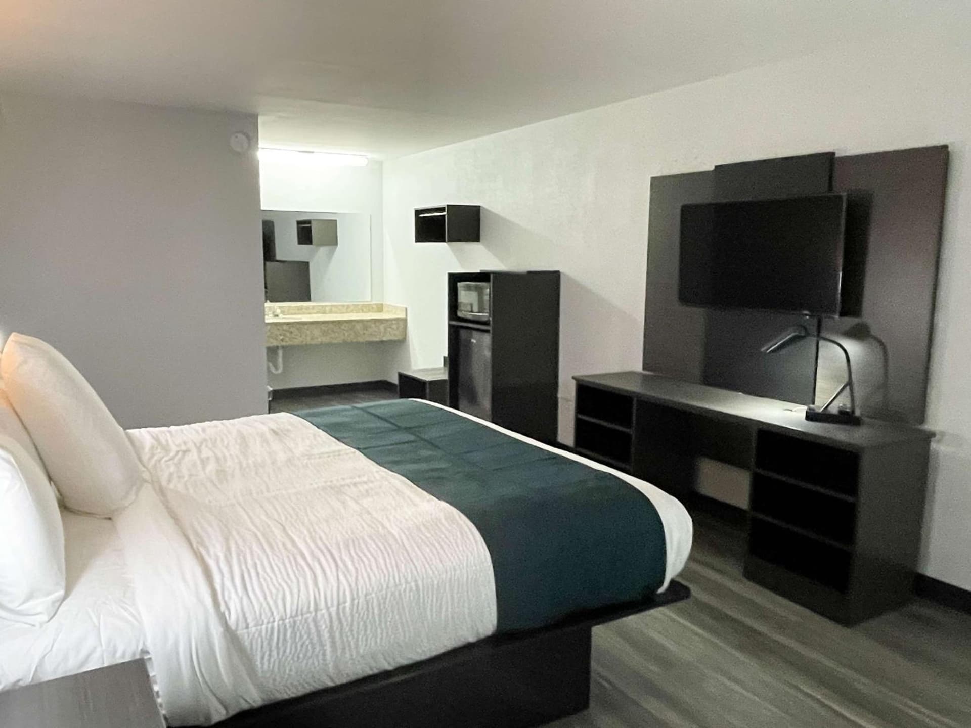 Motel 6 West Columbia SC Airport gallery photo in West Columbia, SC — image 20
