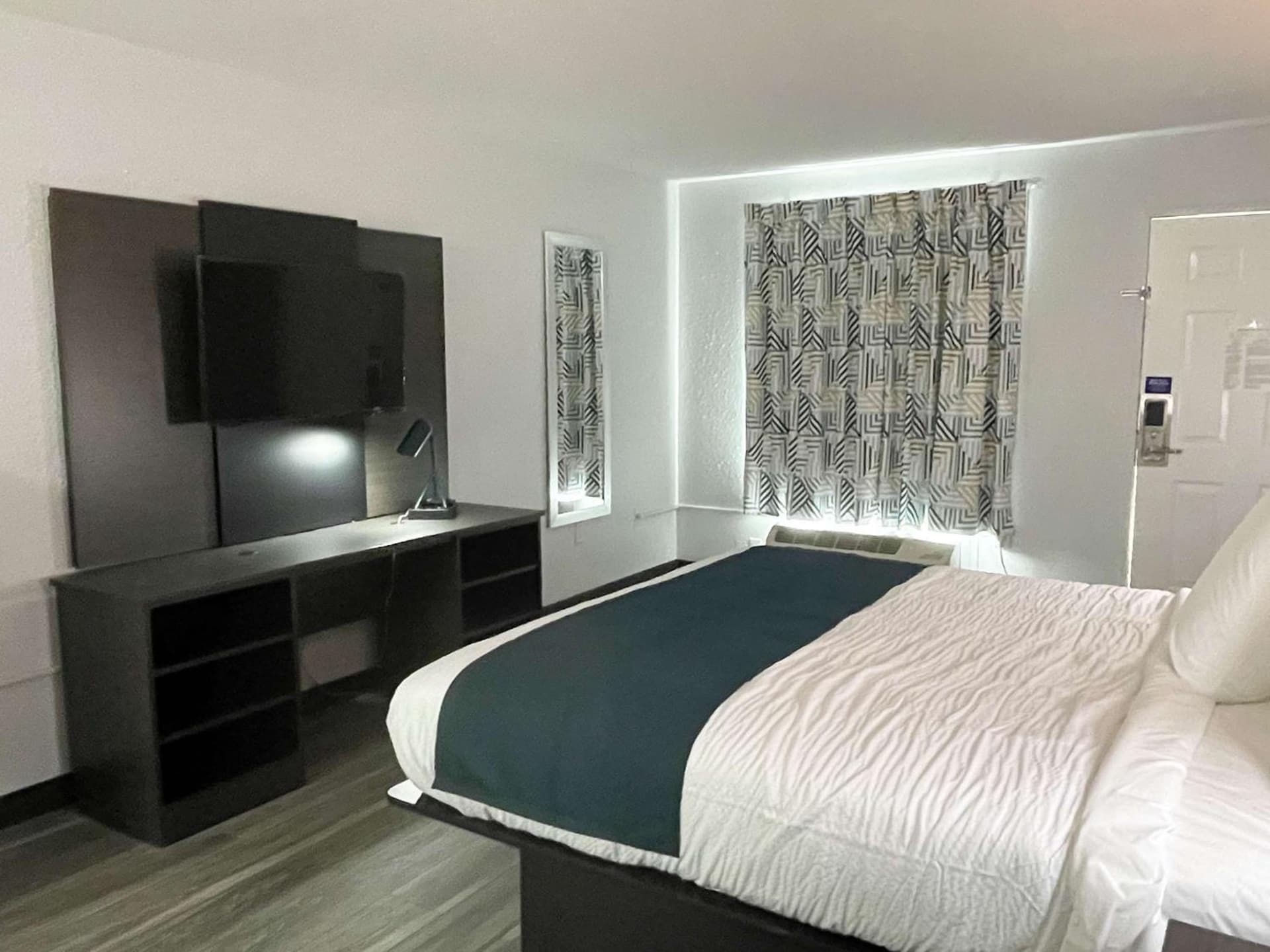 Motel 6 West Columbia SC Airport gallery photo in West Columbia, SC — image 9