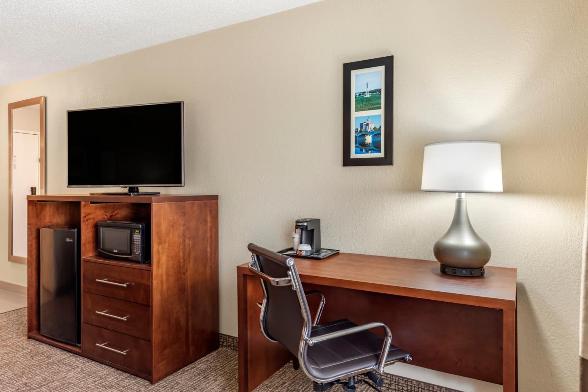 Comfort Inn & Suites Middletown - Franklin gallery photo in Middletown, OH — image 33