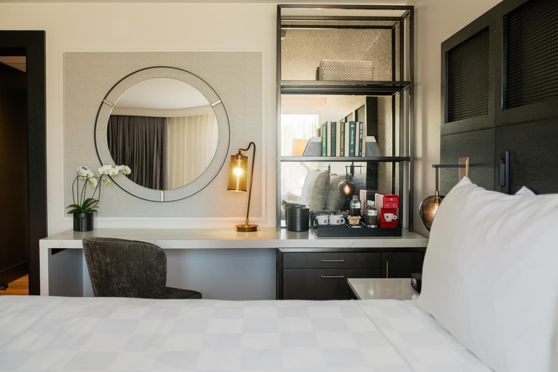 Hotel Hartness gallery photo in Greenville, SC — image 15