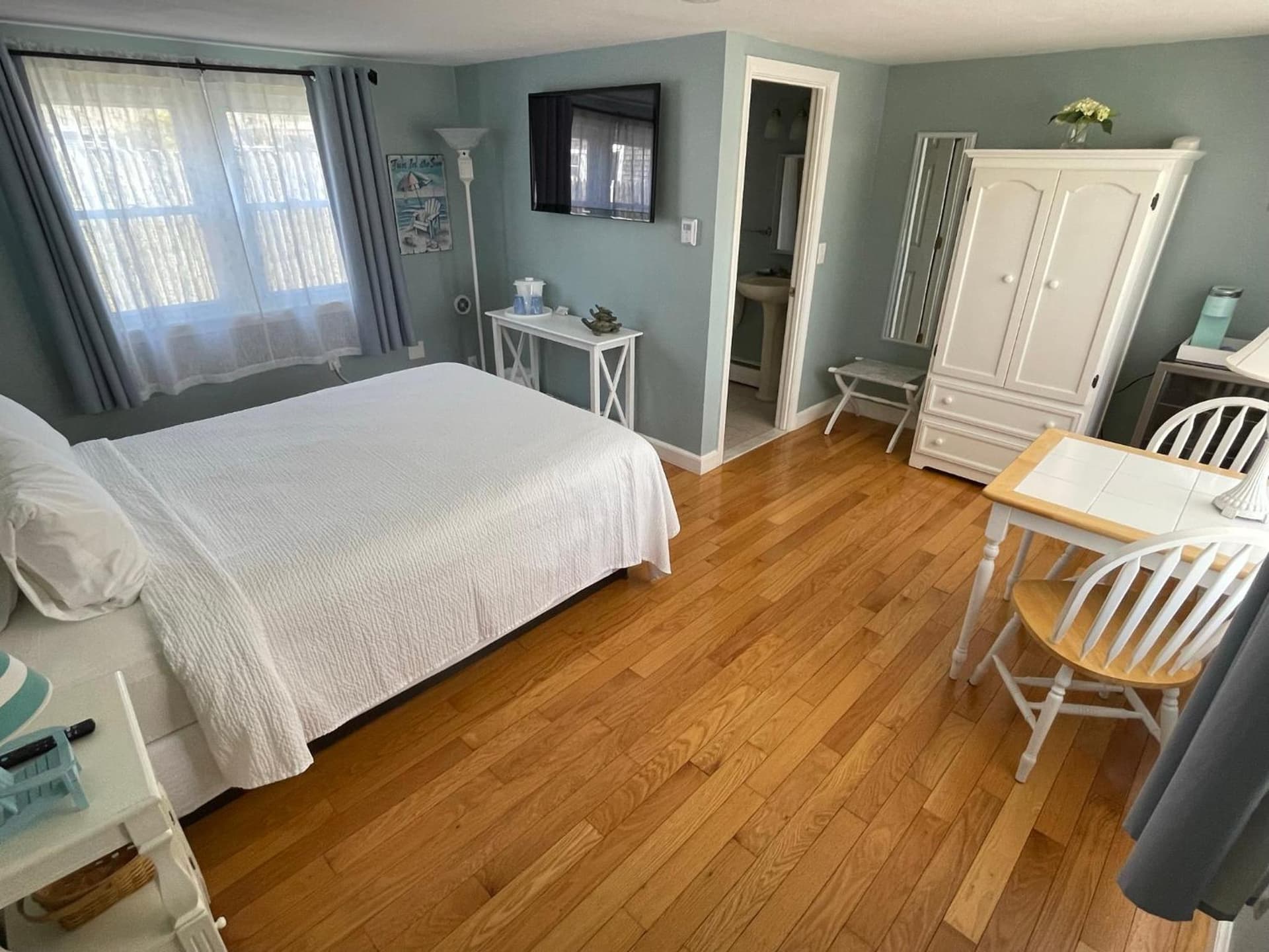 The Escape Inn gallery photo in South Yarmouth, MA — image 44
