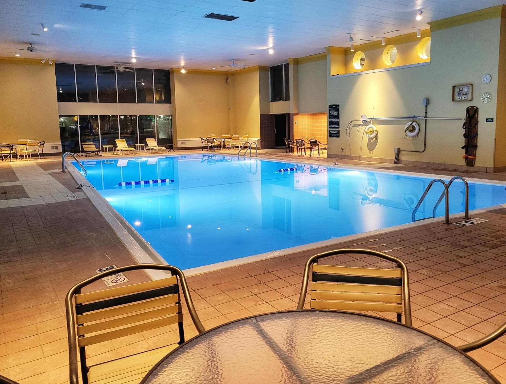 La Quinta by Wyndham Appleton College Avenue interior in Appleton, WI — gallery photo 2