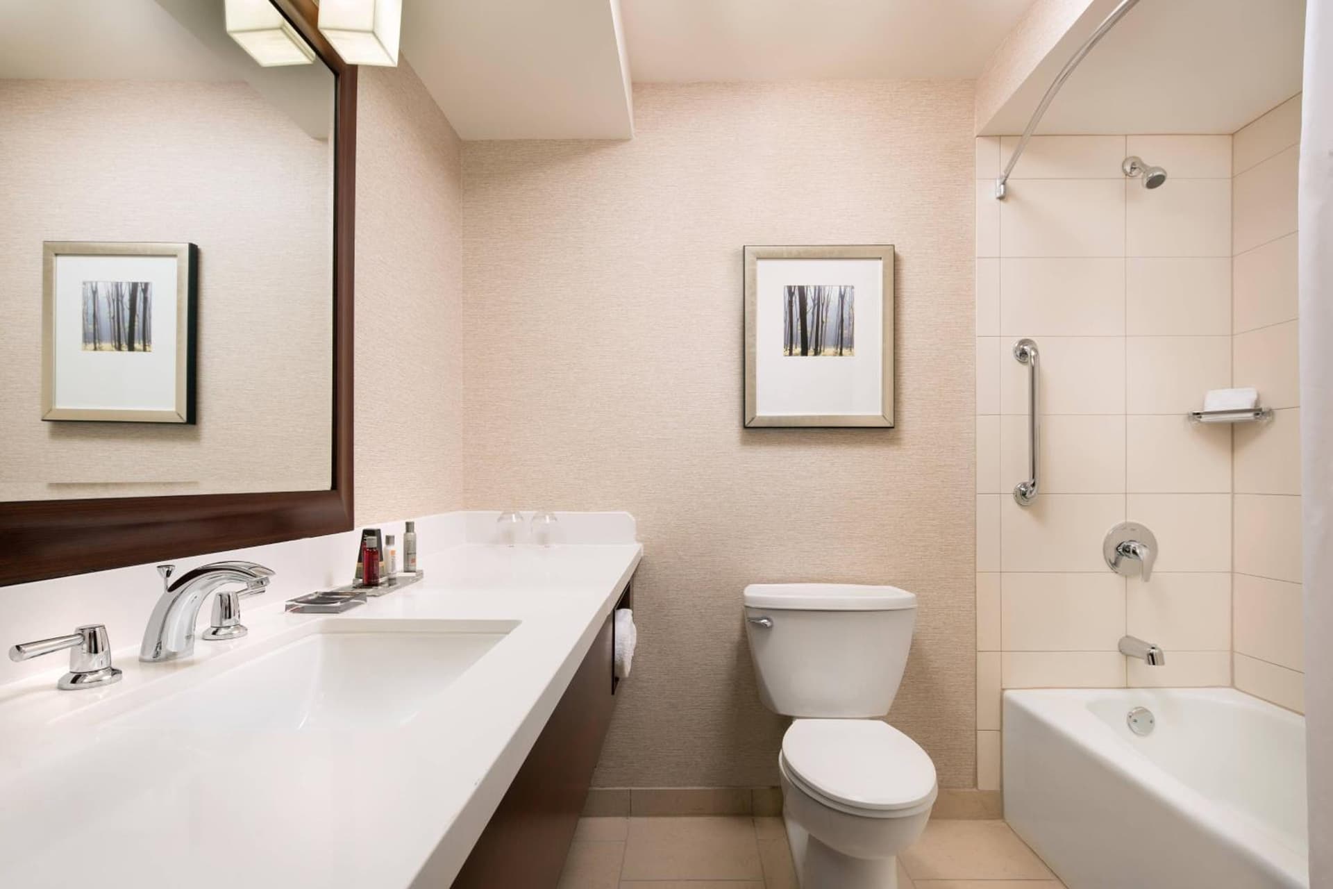 Chicago Marriott Naperville gallery photo in Naperville, IL — image 72