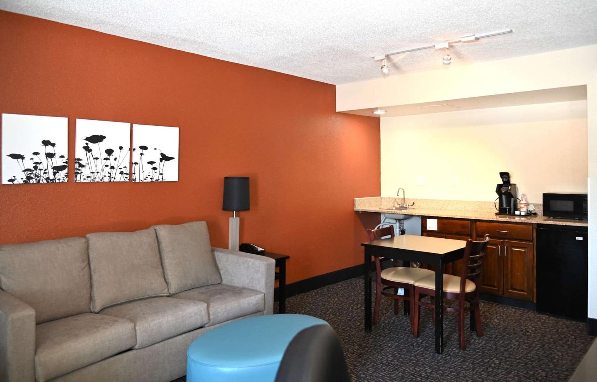 Sleep Inn & Suites Spring Lake - Fayetteville near Fort Bragg gallery photo in Spring Lake, NC — image 18