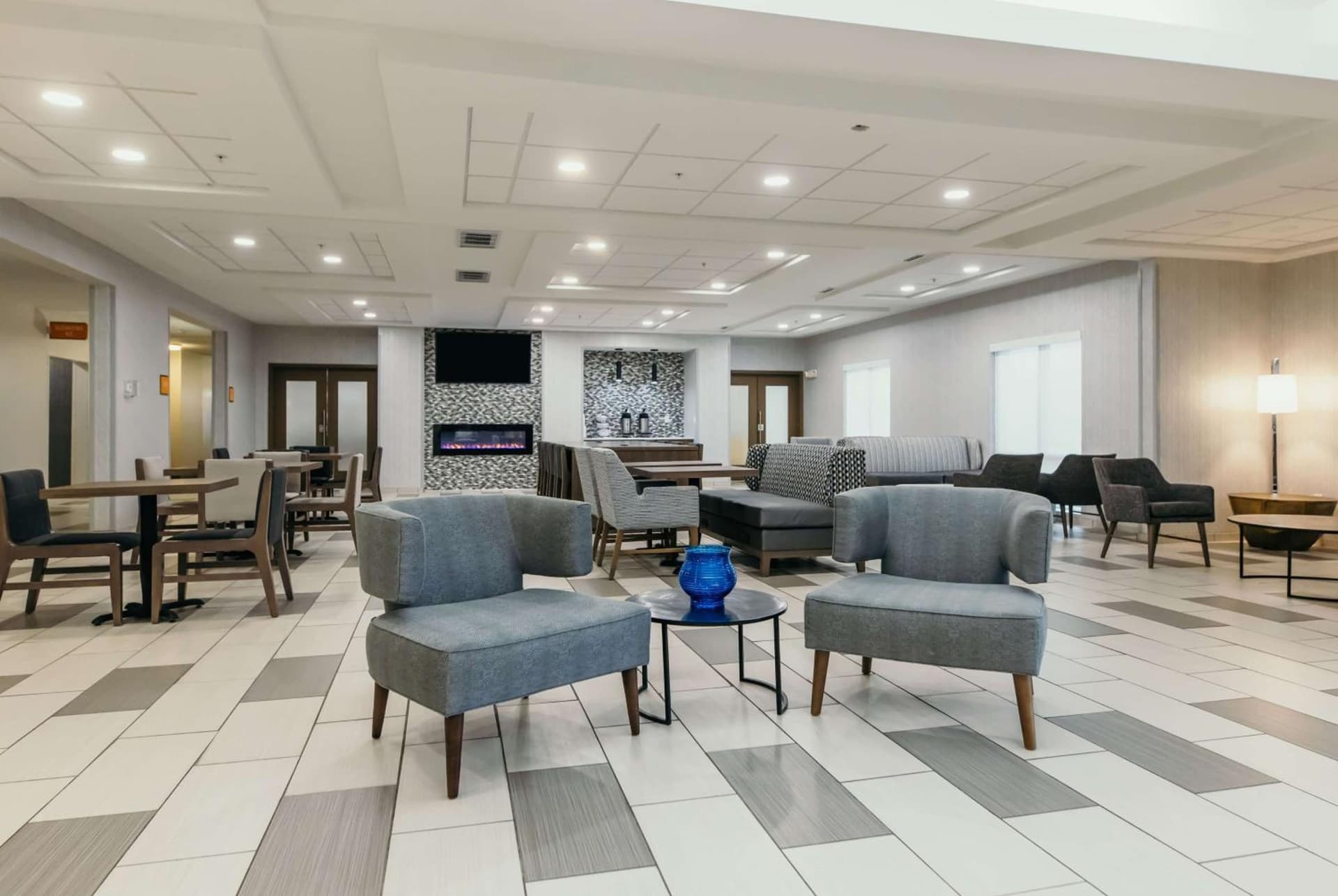 La Quinta Inn & Suites by Wyndham Ankeny IA - Des Moines IA gallery photo in Ankeny, IA — image 25