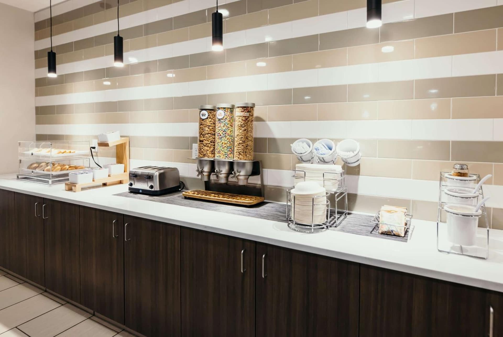 La Quinta Inn & Suites by Wyndham Ankeny IA - Des Moines IA gallery photo in Ankeny, IA — image 19
