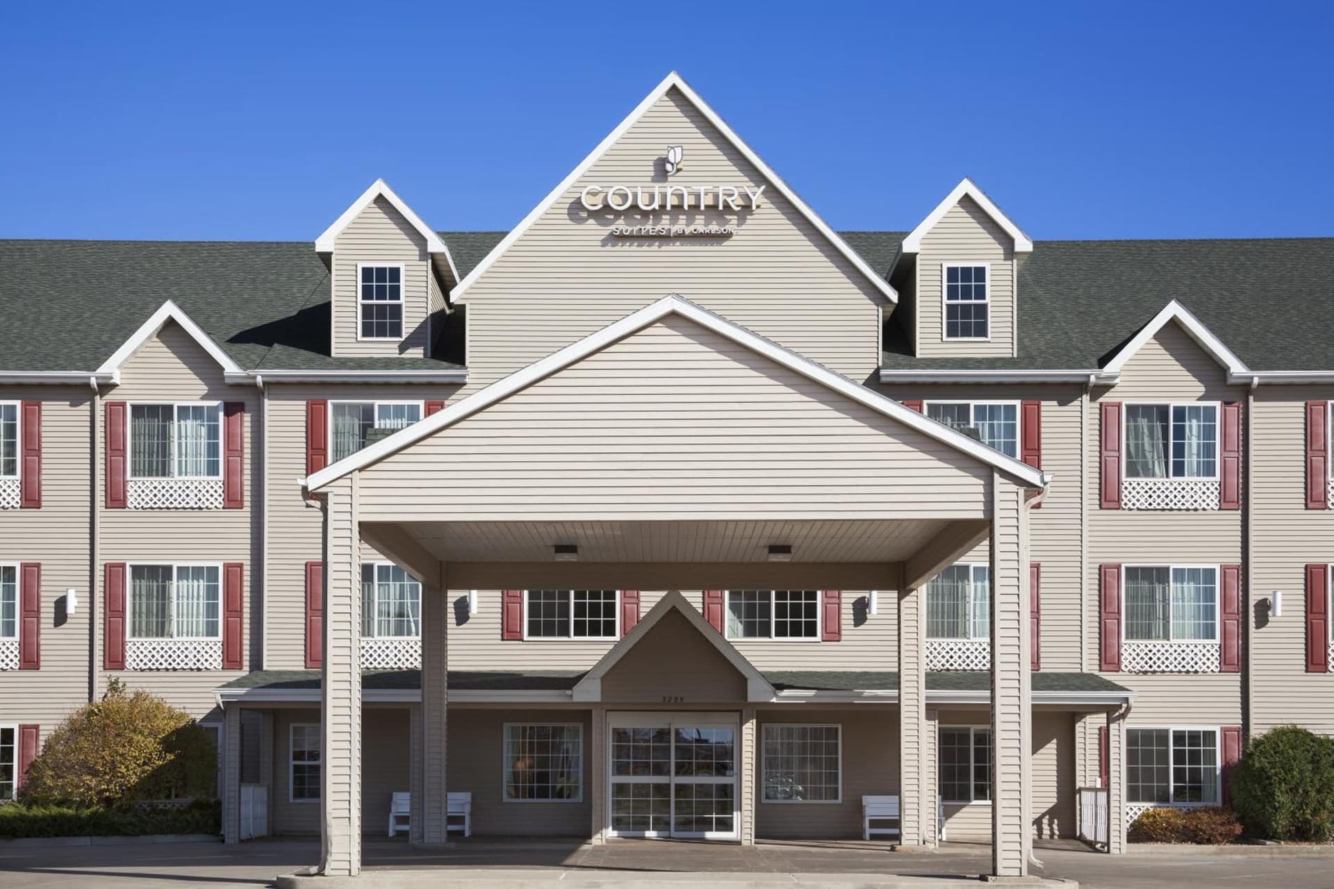 Country Inn & Suites by Radisson Bismarck Waterpark gallery photo in Bismarck, ND — image 13