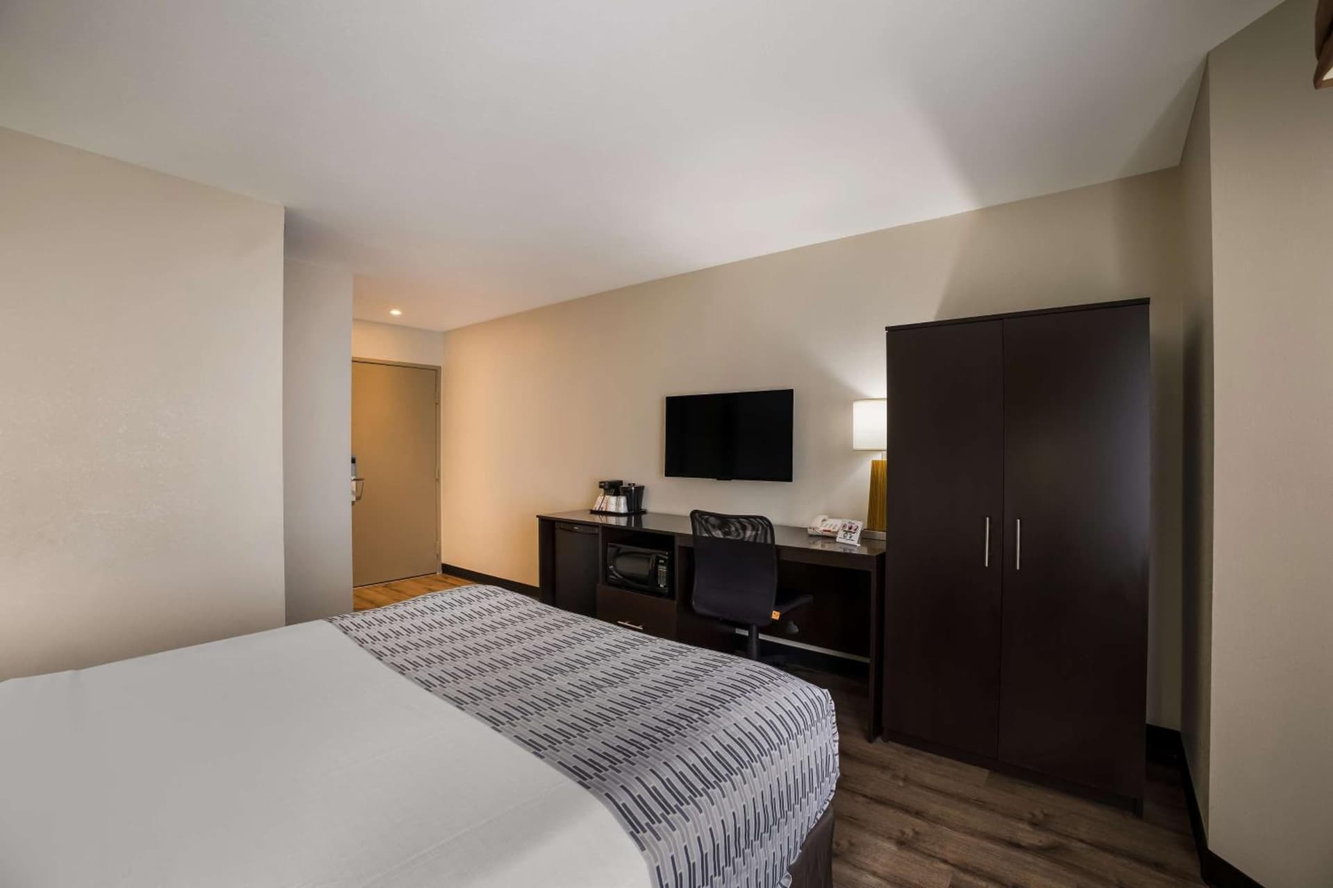 SureStay Plus by Best Western Mesa Superstition Springs gallery photo in Mesa, AZ — image 17