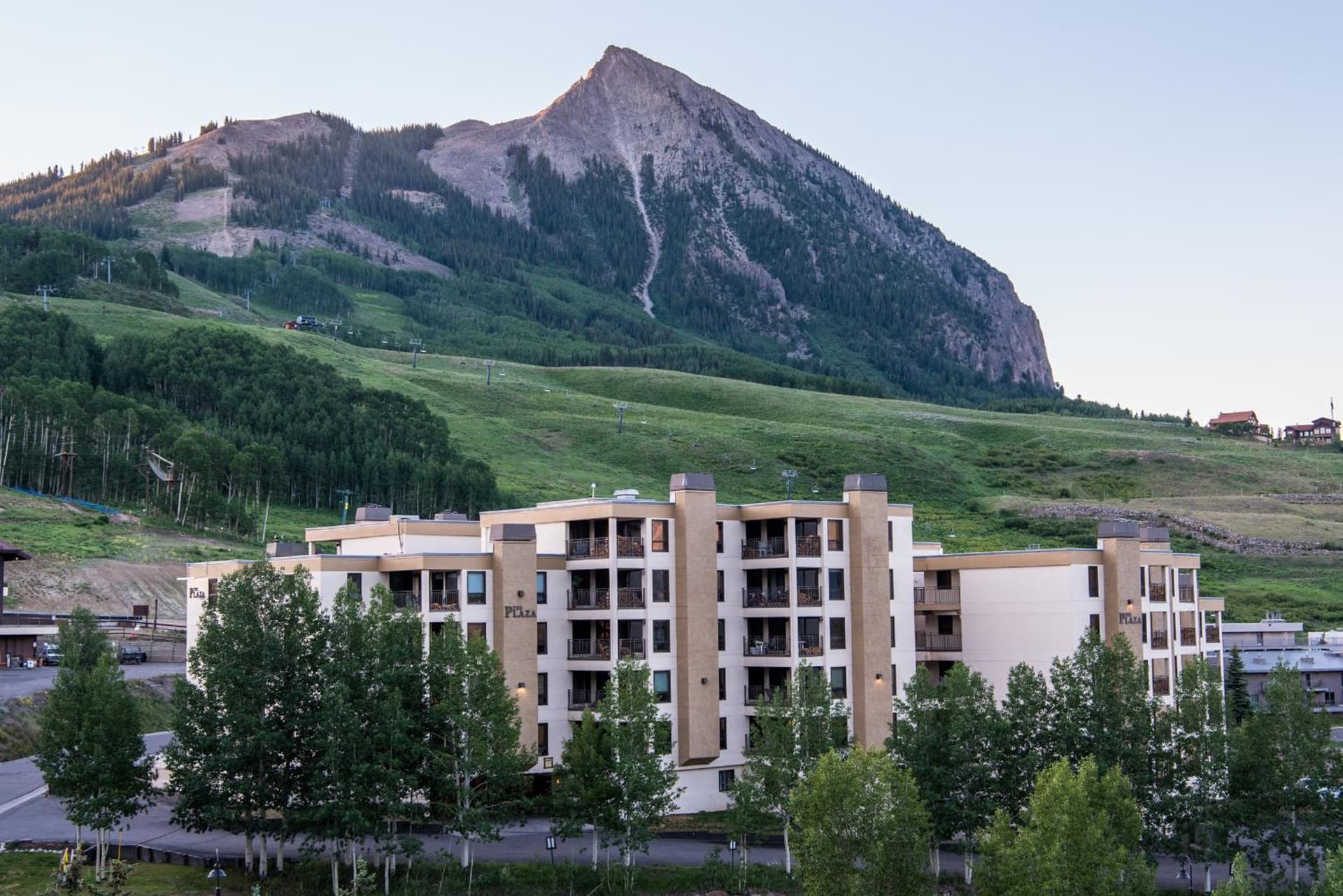 The Plaza Condominiums, A Vail Resorts Property — hotel in Mount Crested Butte, Colorado