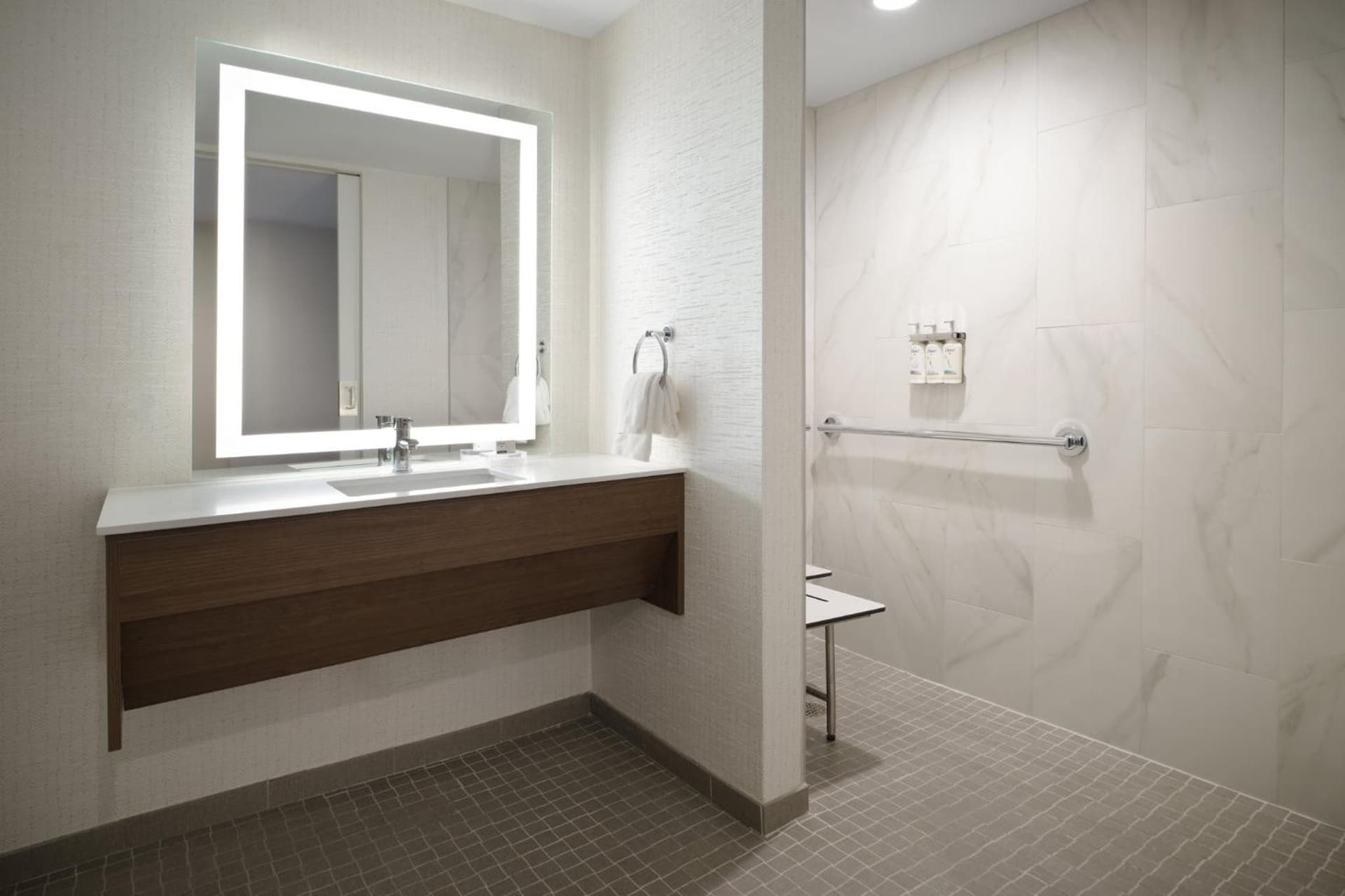 Holiday Inn Chicago O'Hare - Rosemont by IHG gallery photo in Rosemont, IL — image 23
