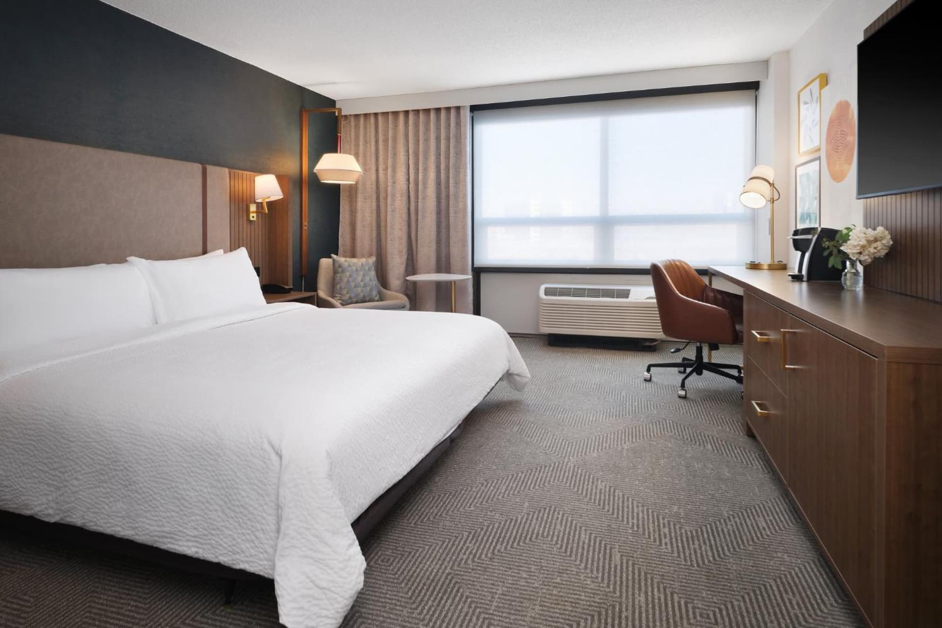 Holiday Inn Chicago O'Hare - Rosemont by IHG gallery photo in Rosemont, IL — image 9