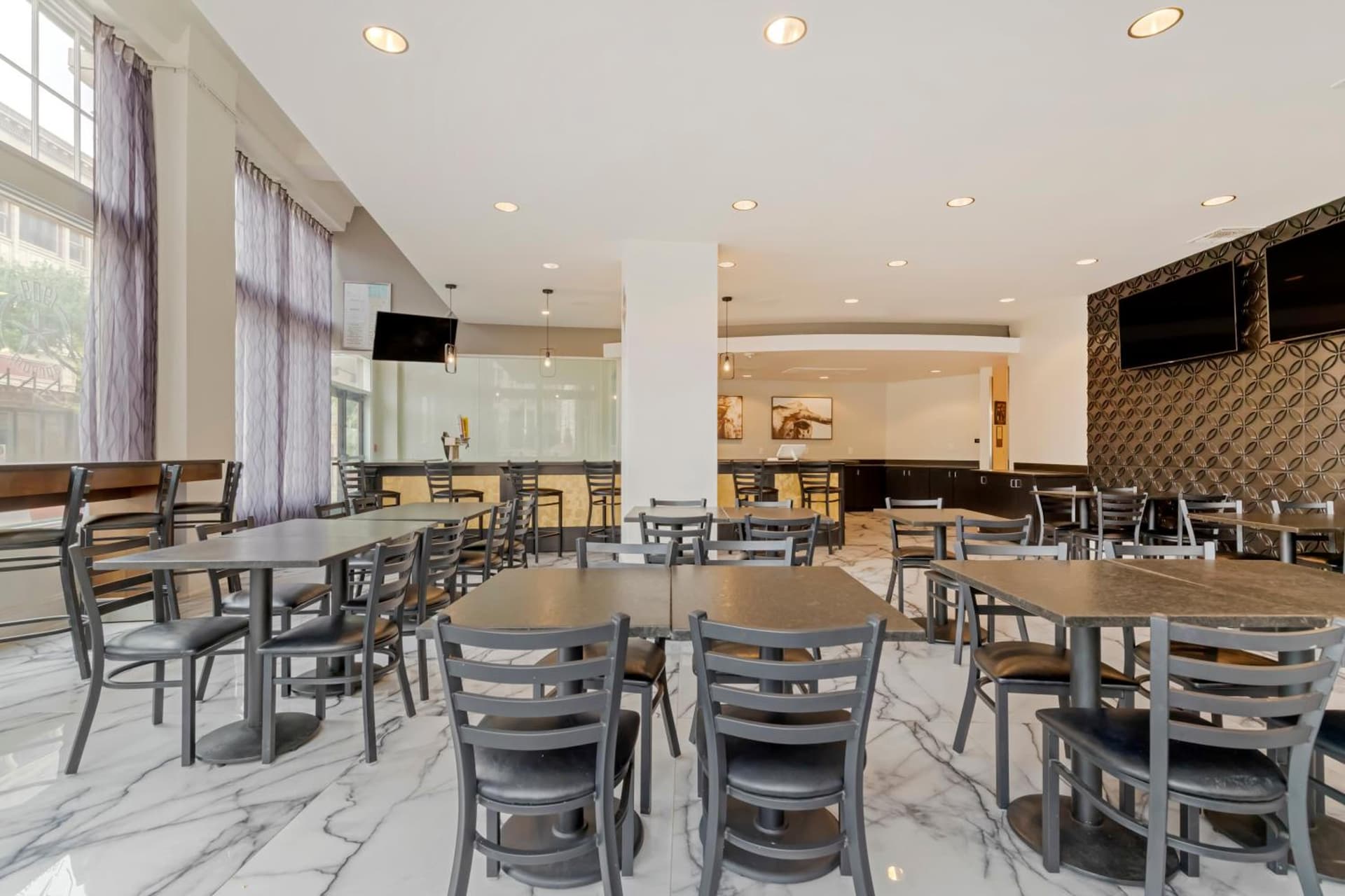 Hotel Gibbs Downtown Riverwalk gallery photo in San Antonio, TX — image 46