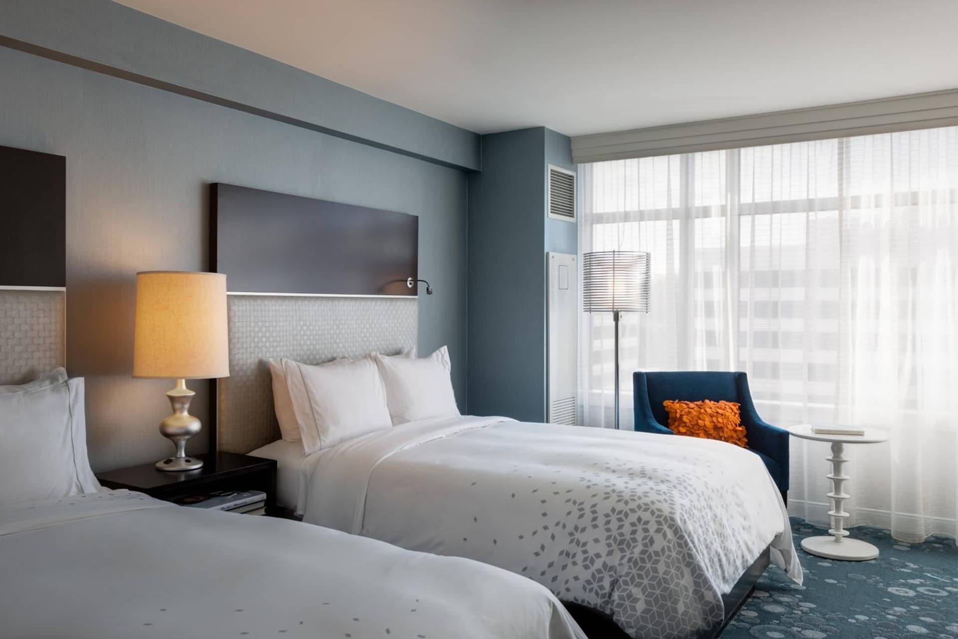 Renaissance Arlington Capital View Hotel gallery photo in Arlington, VA — image 31