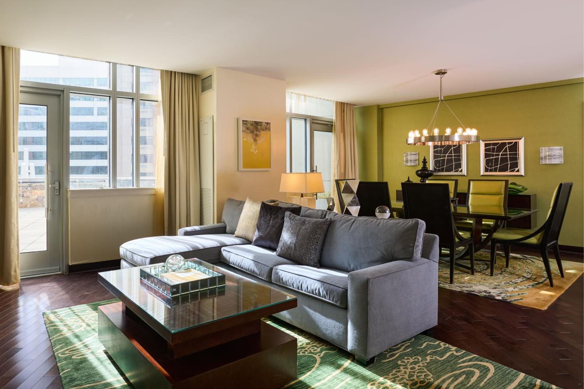 Renaissance Arlington Capital View Hotel gallery photo in Arlington, VA — image 55