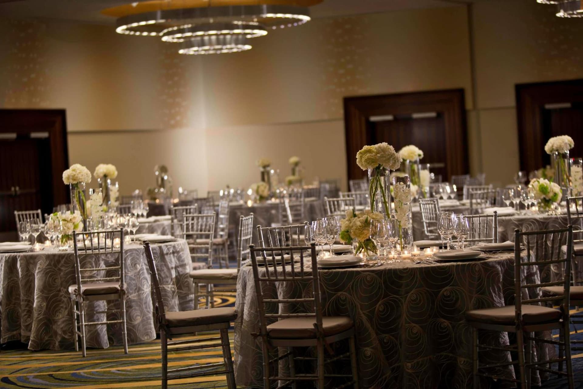 Renaissance Arlington Capital View Hotel gallery photo in Arlington, VA — image 8