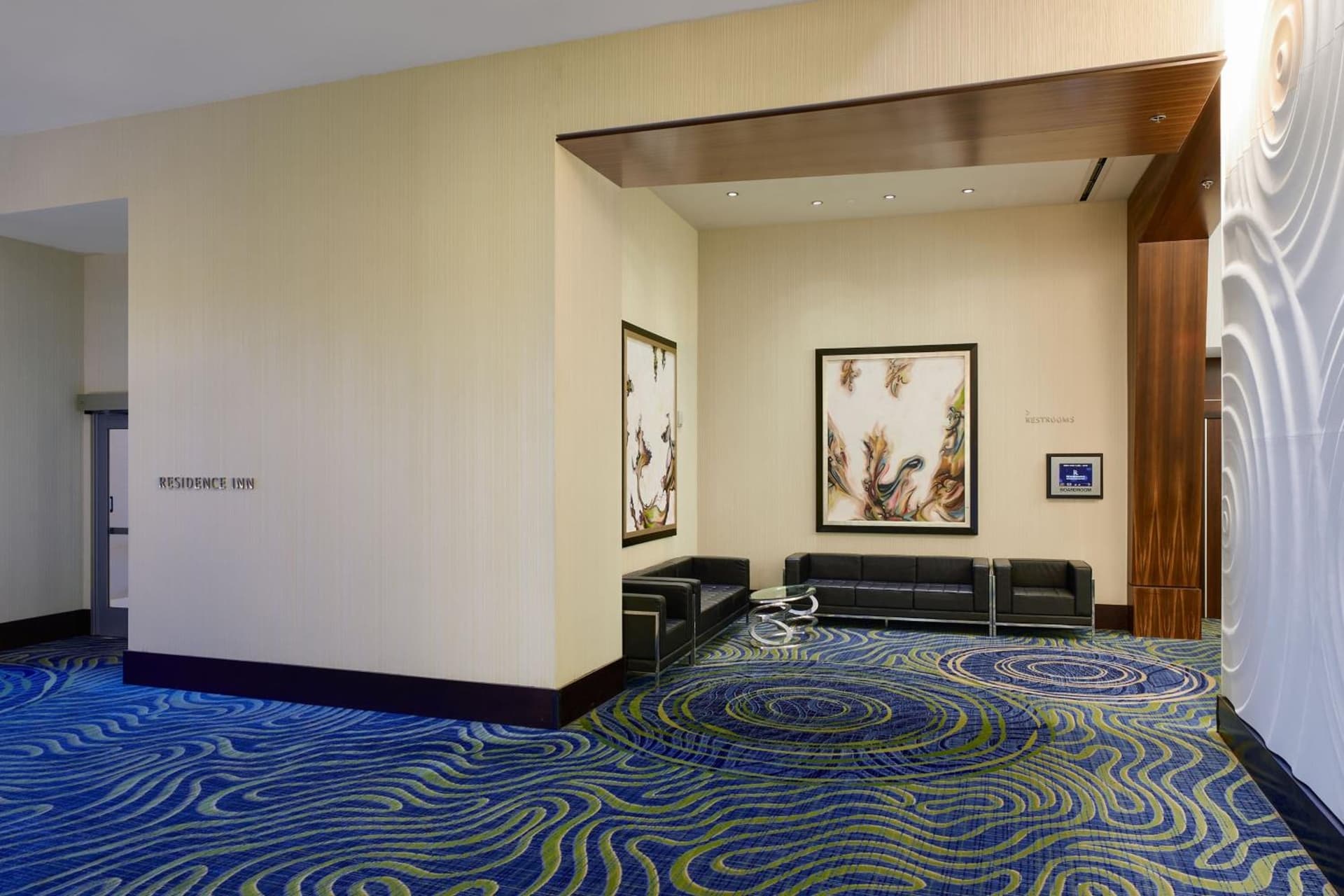 Renaissance Arlington Capital View Hotel gallery photo in Arlington, VA — image 6