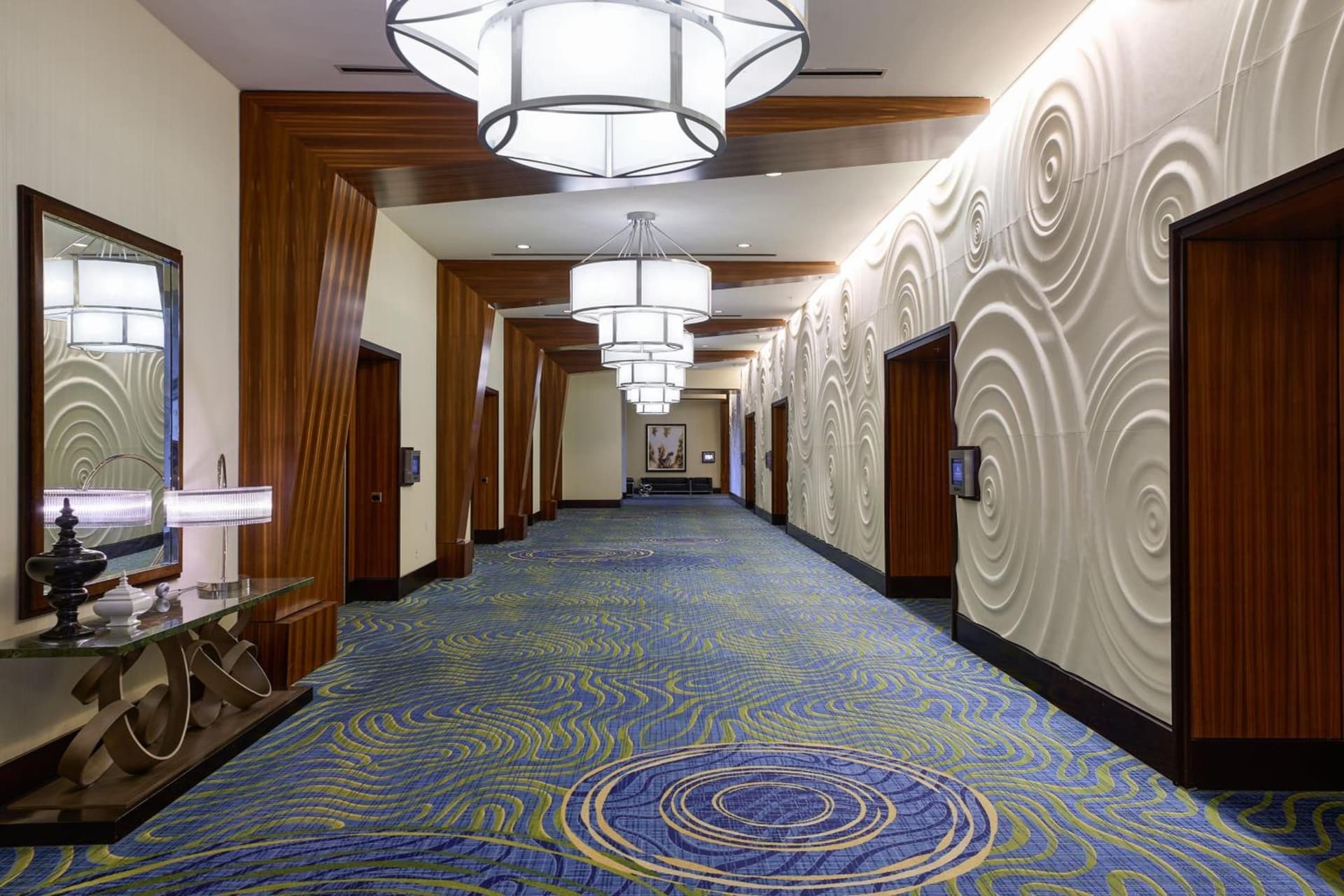 Renaissance Arlington Capital View Hotel gallery photo in Arlington, VA — image 56