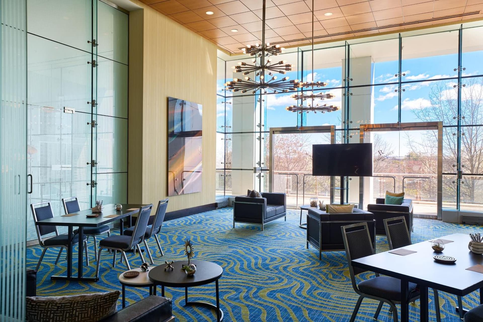 Renaissance Arlington Capital View Hotel property views in Arlington, VA — gallery photo 3