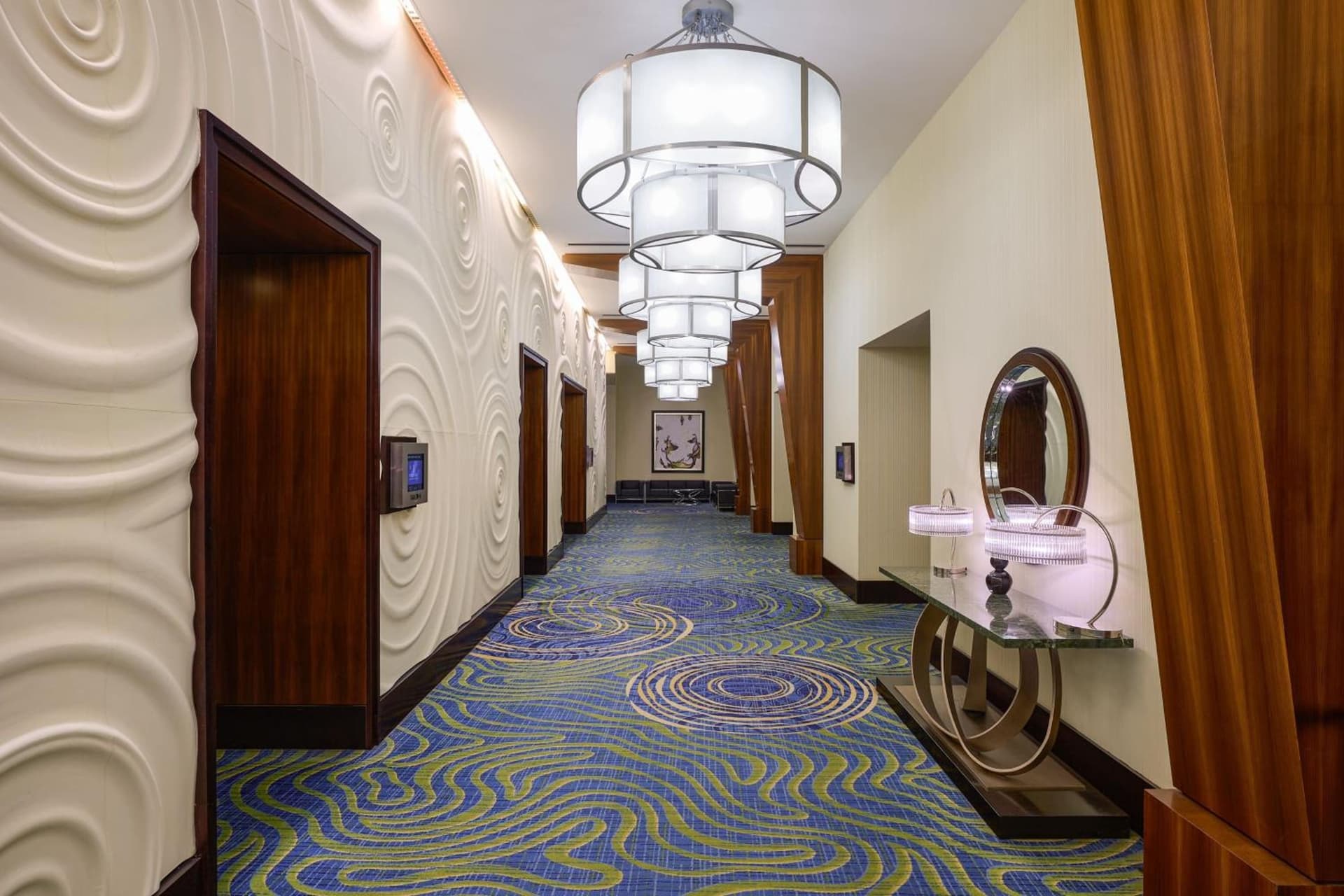 Renaissance Arlington Capital View Hotel gallery photo in Arlington, VA — image 4