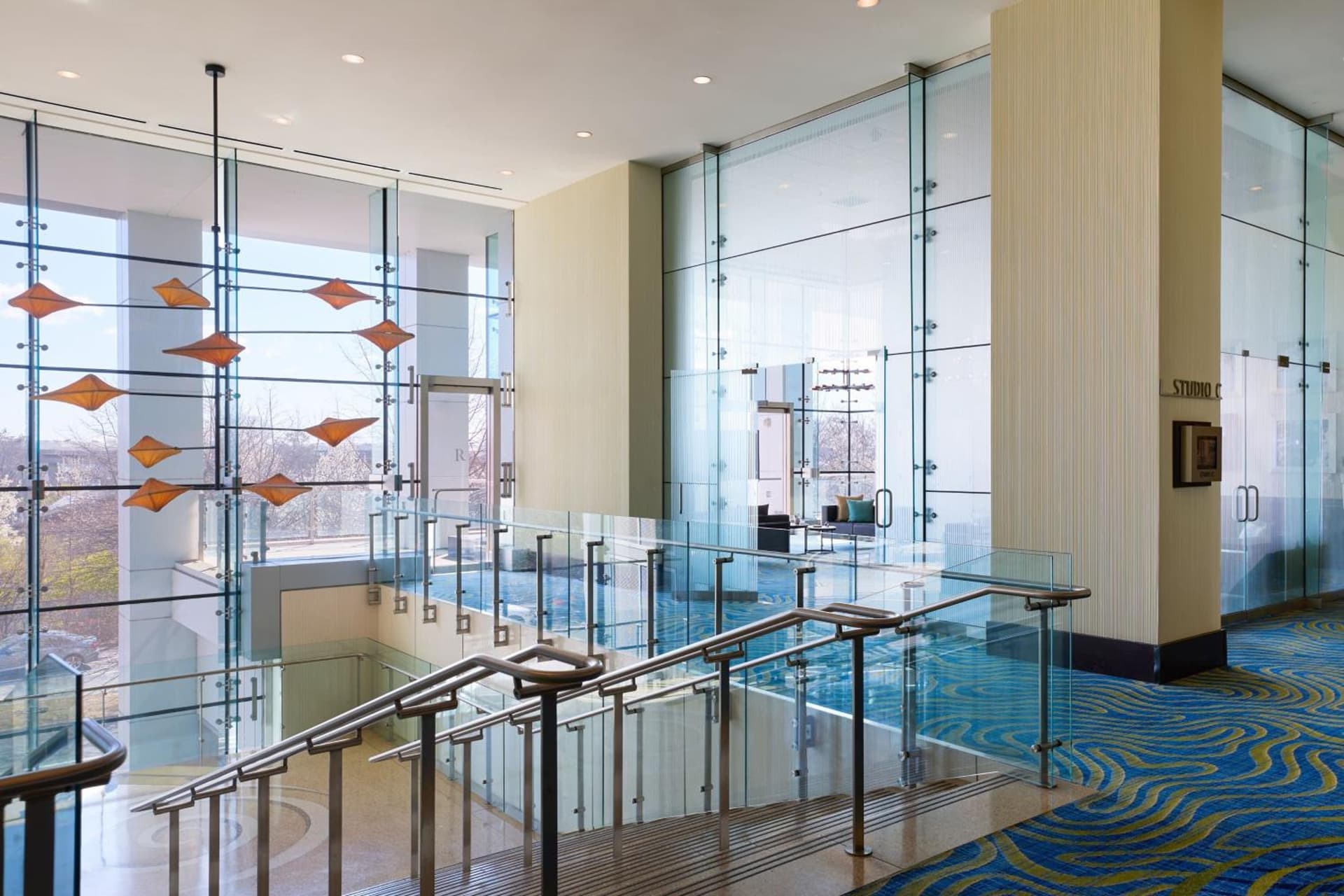 Renaissance Arlington Capital View Hotel gallery photo in Arlington, VA — image 60