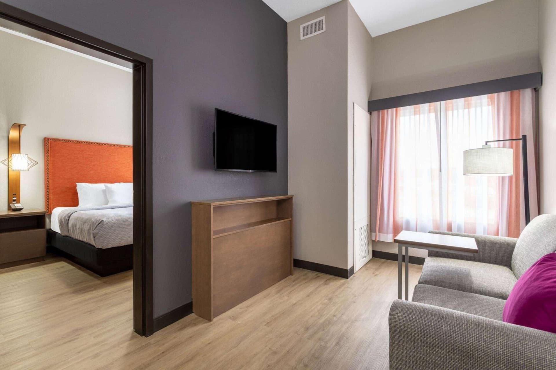 La Quinta Inn & Suites by Wyndham Augusta Fort Eisenhower gallery photo in Augusta, GA — image 10