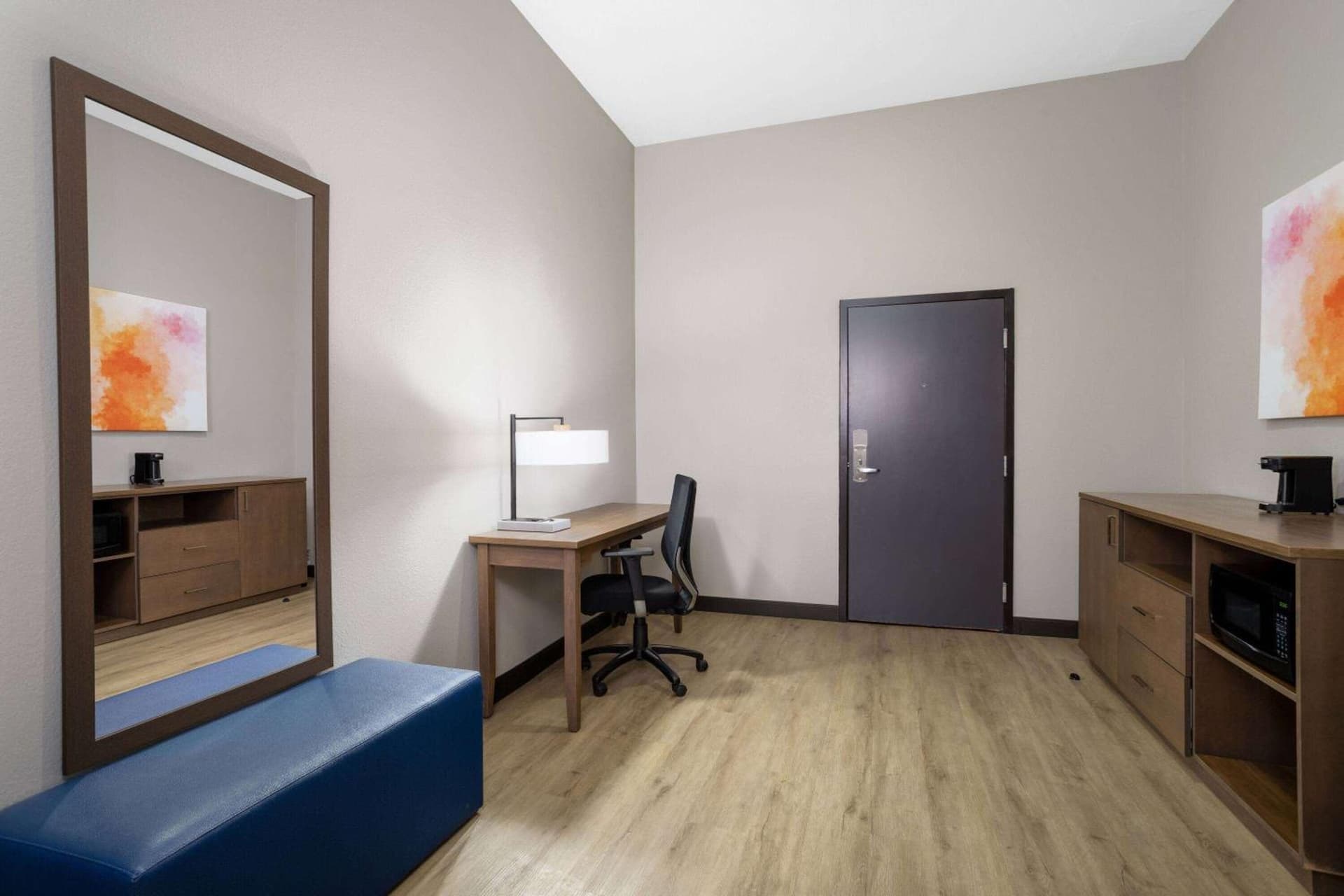 La Quinta Inn & Suites by Wyndham Augusta Fort Eisenhower gallery photo in Augusta, GA — image 25