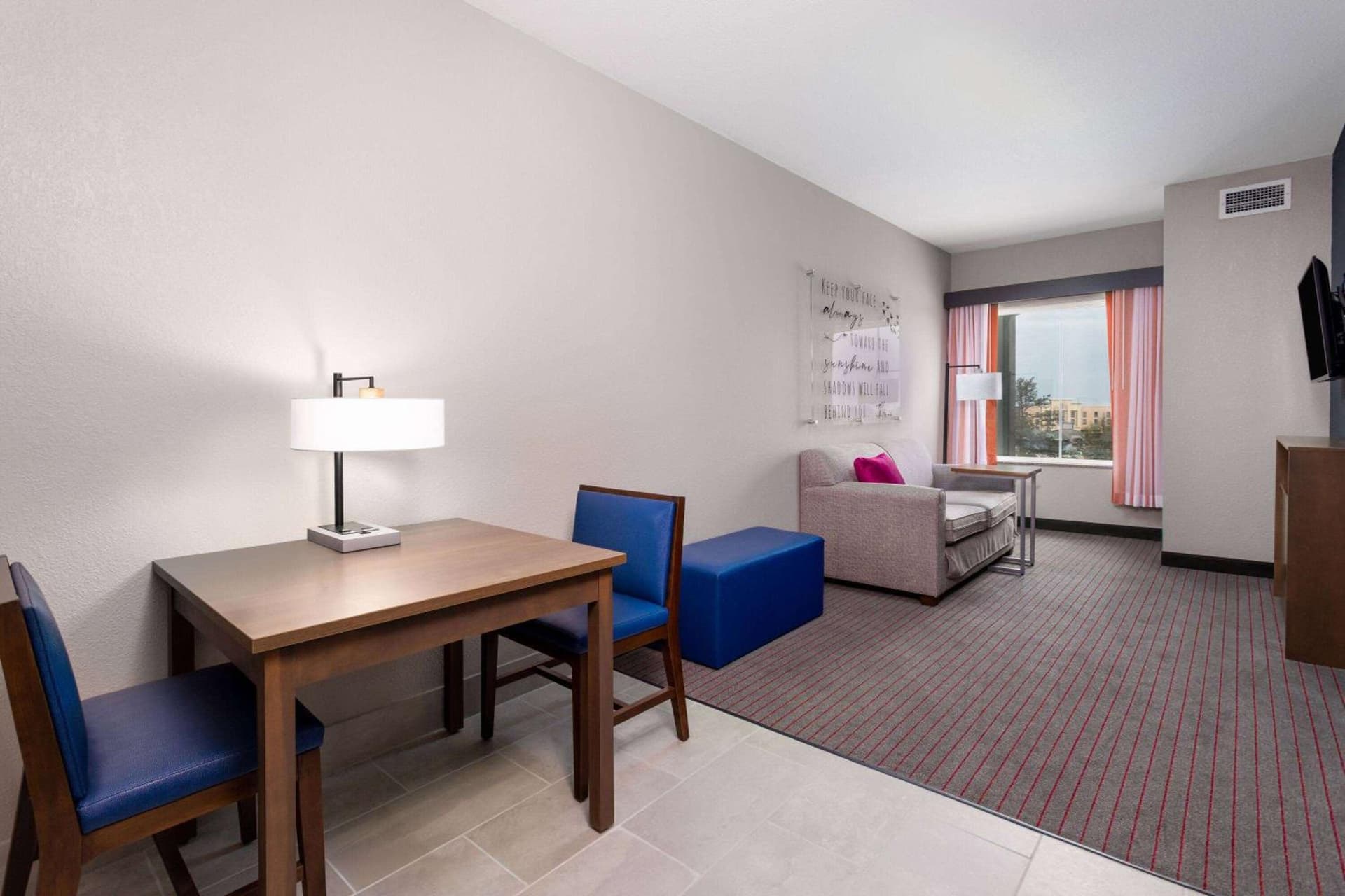 La Quinta Inn & Suites by Wyndham Augusta Fort Eisenhower gallery photo in Augusta, GA — image 42