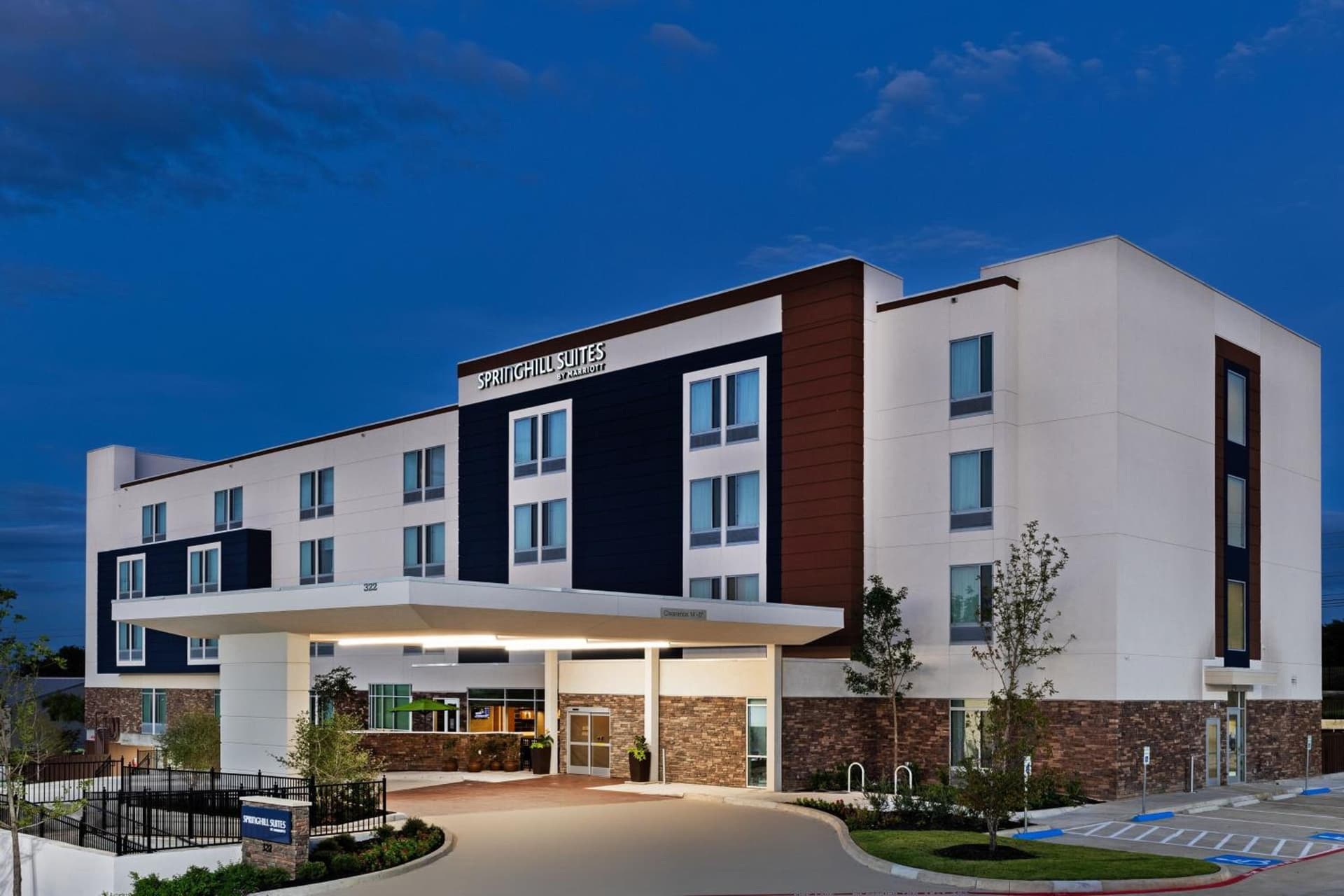 SpringHill Suites by Marriott Austin West/Lakeway property views in Lakeway, TX — gallery photo 3