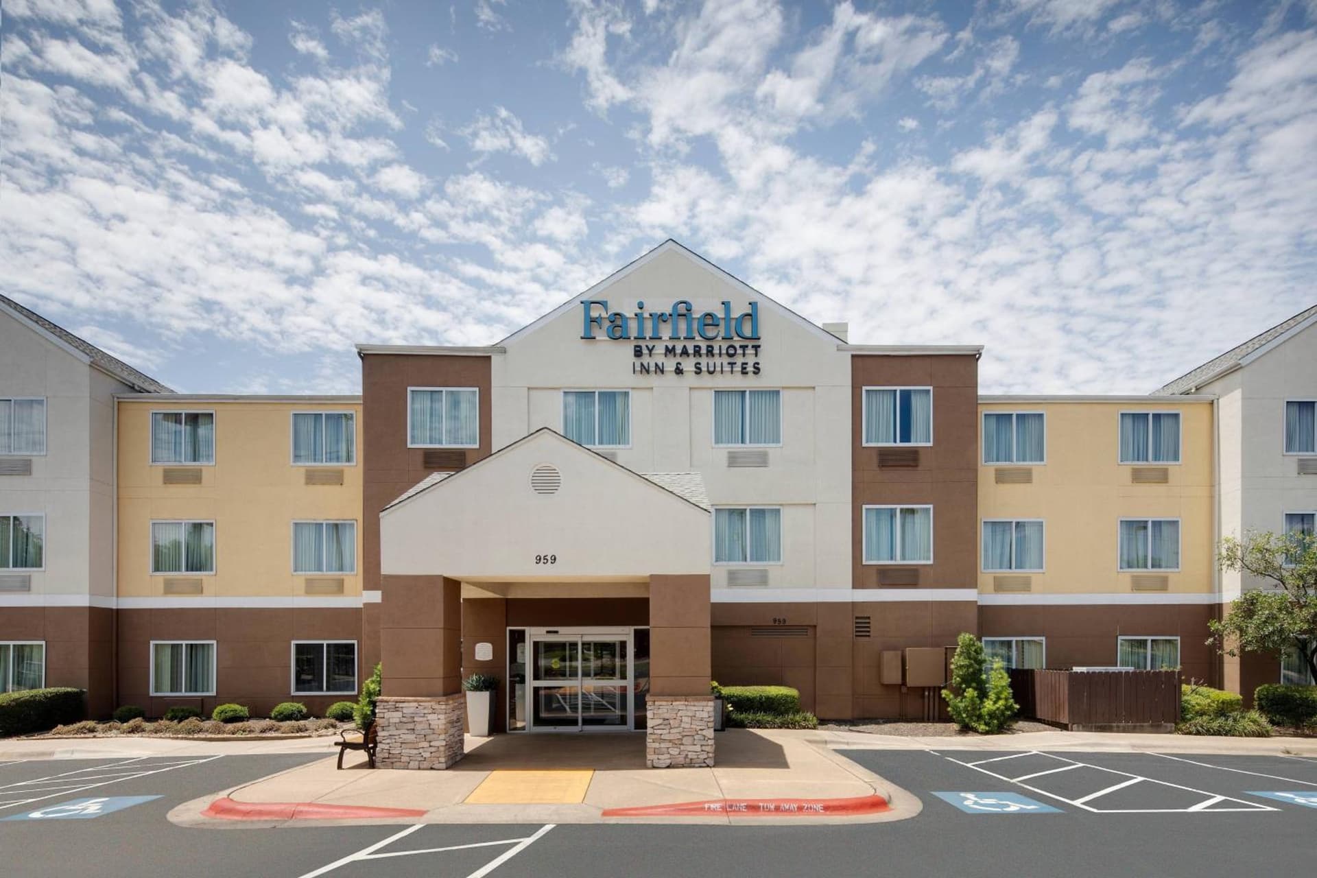 Fairfield Inn & Suites Austin University Area interior in Austin, TX — gallery photo 2