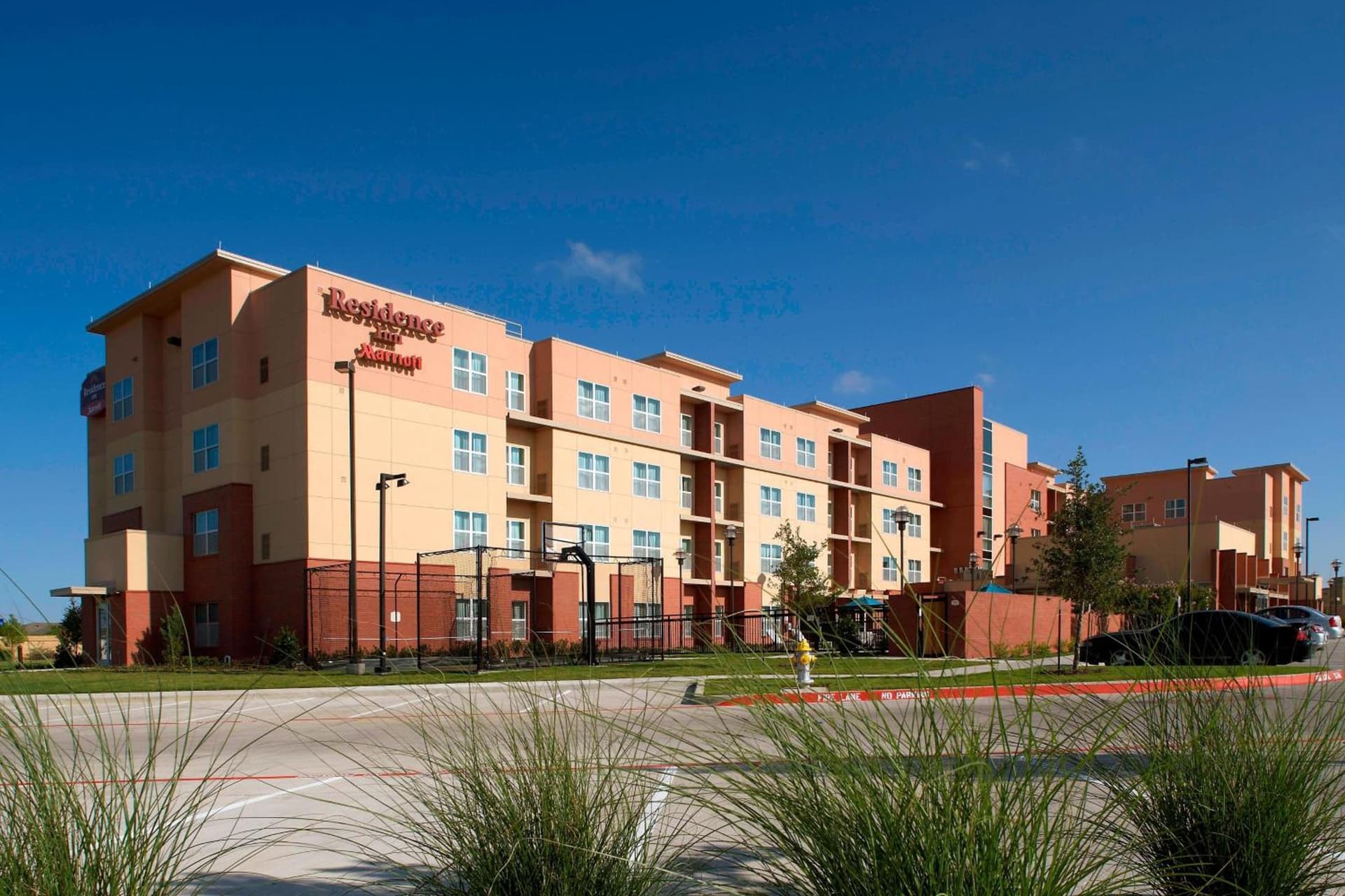 Residence Inn by Marriott Dallas Plano The Colony interior in The Colony, TX — gallery photo 2
