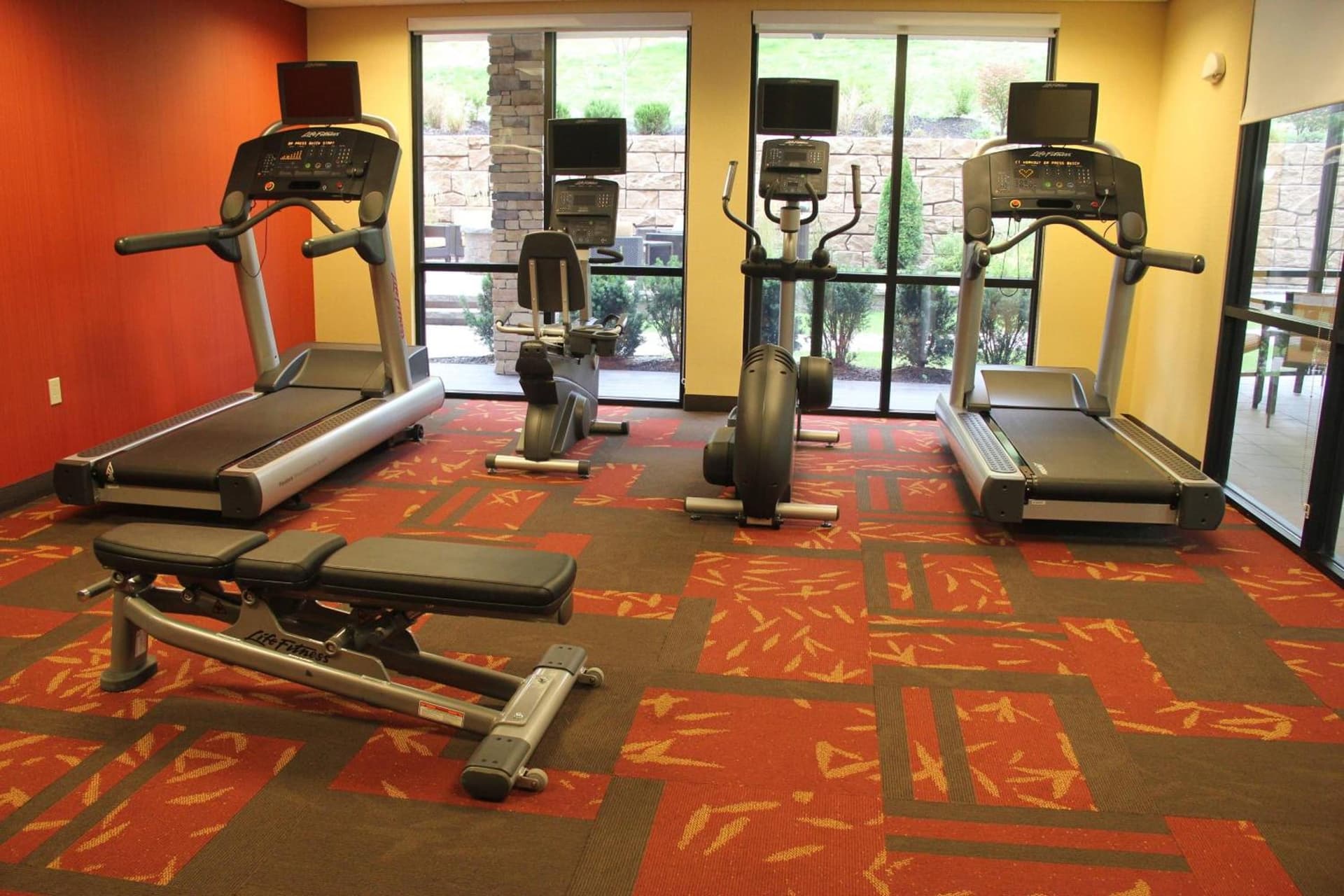 Courtyard by Marriott Oneonta interior in Oneonta, NY — gallery photo 2