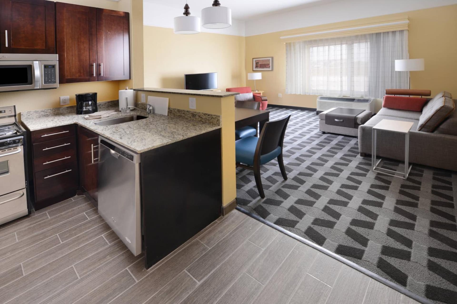 TownePlace Suites by Marriott Laredo gallery photo in Laredo, TX — image 11