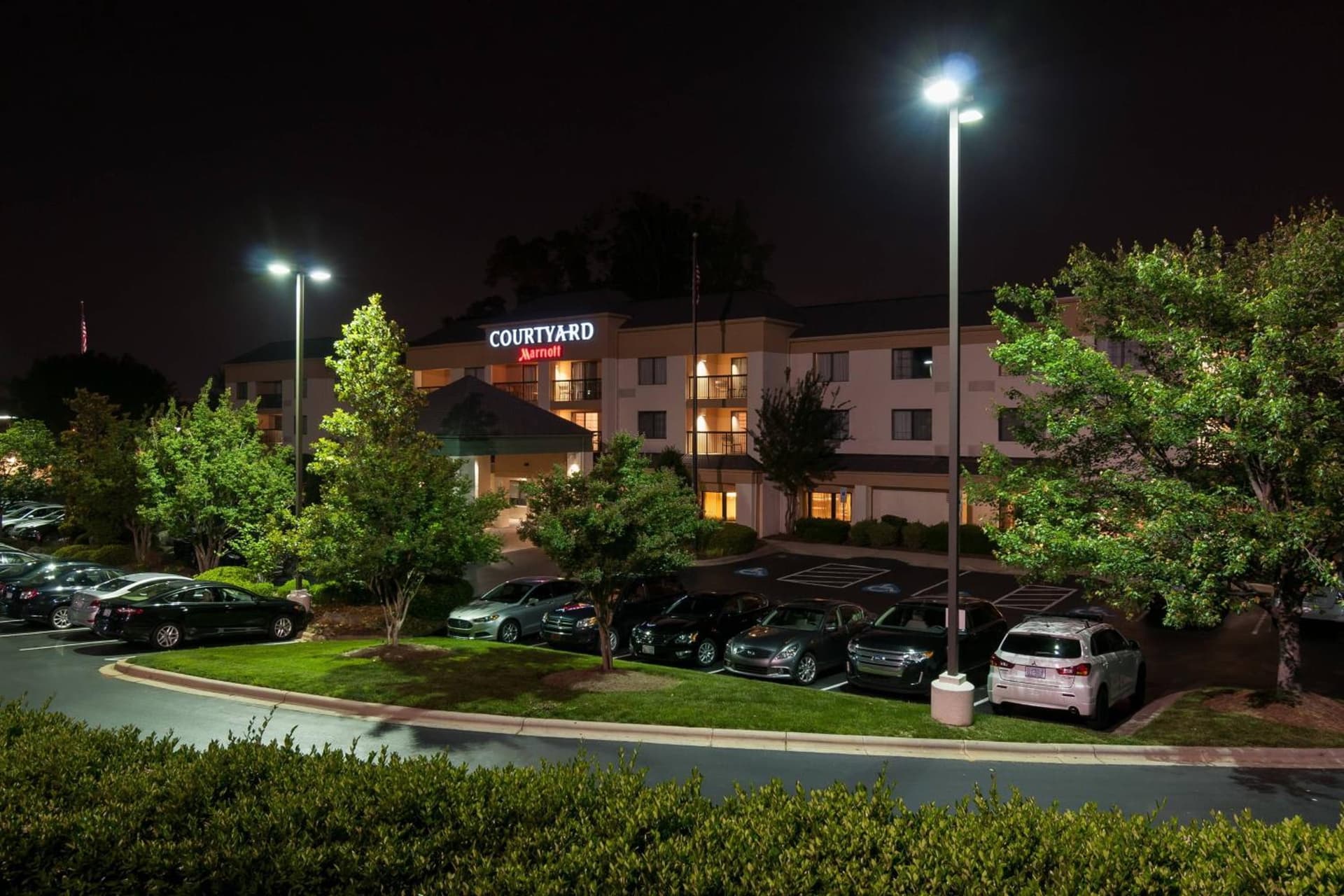 Courtyard by Marriott Charlotte Lake Norman featured exterior or lobby in Huntersville, NC — similar hotel