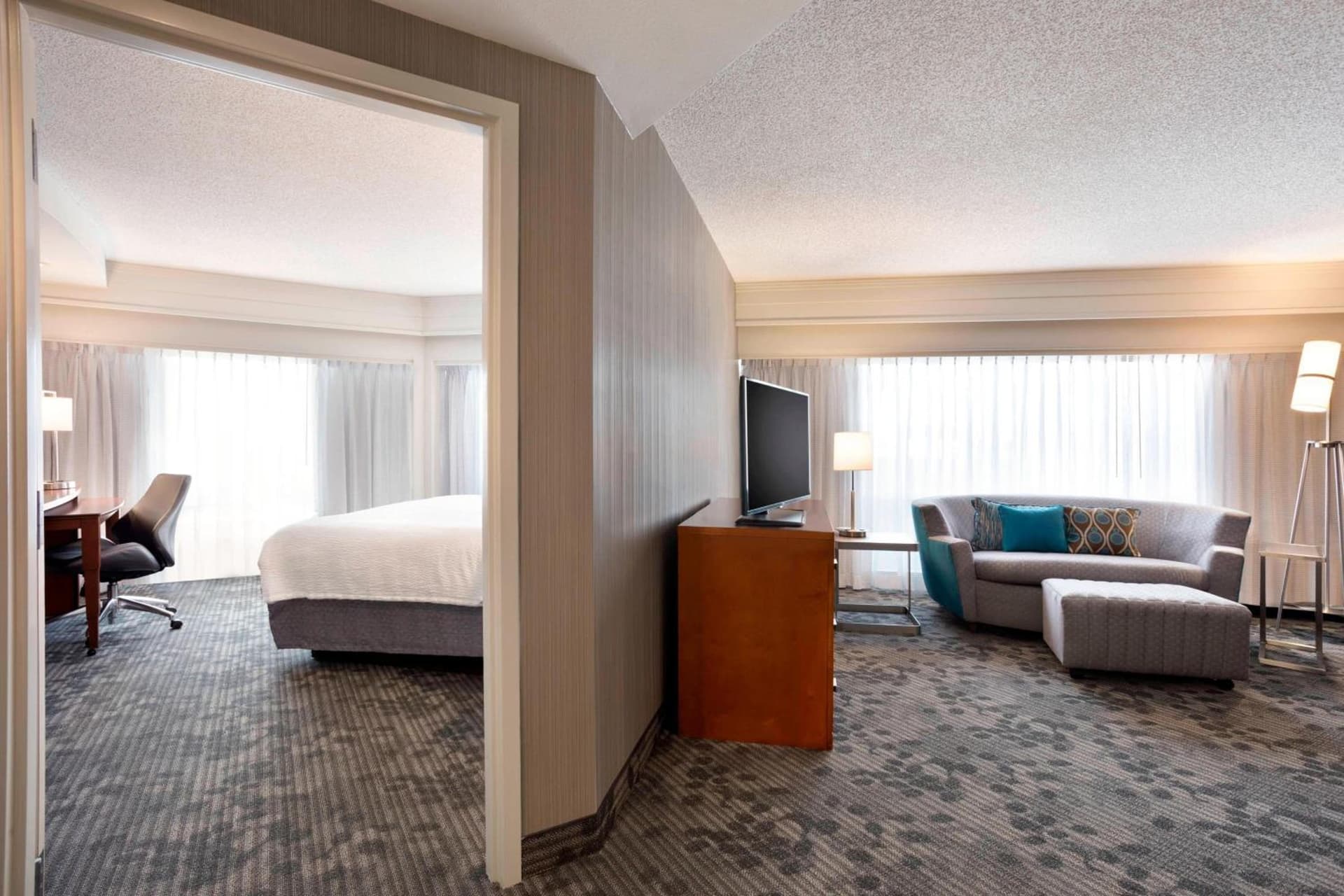 Courtyard by Marriott Fort Smith Downtown gallery photo in Fort Smith, AR — image 32