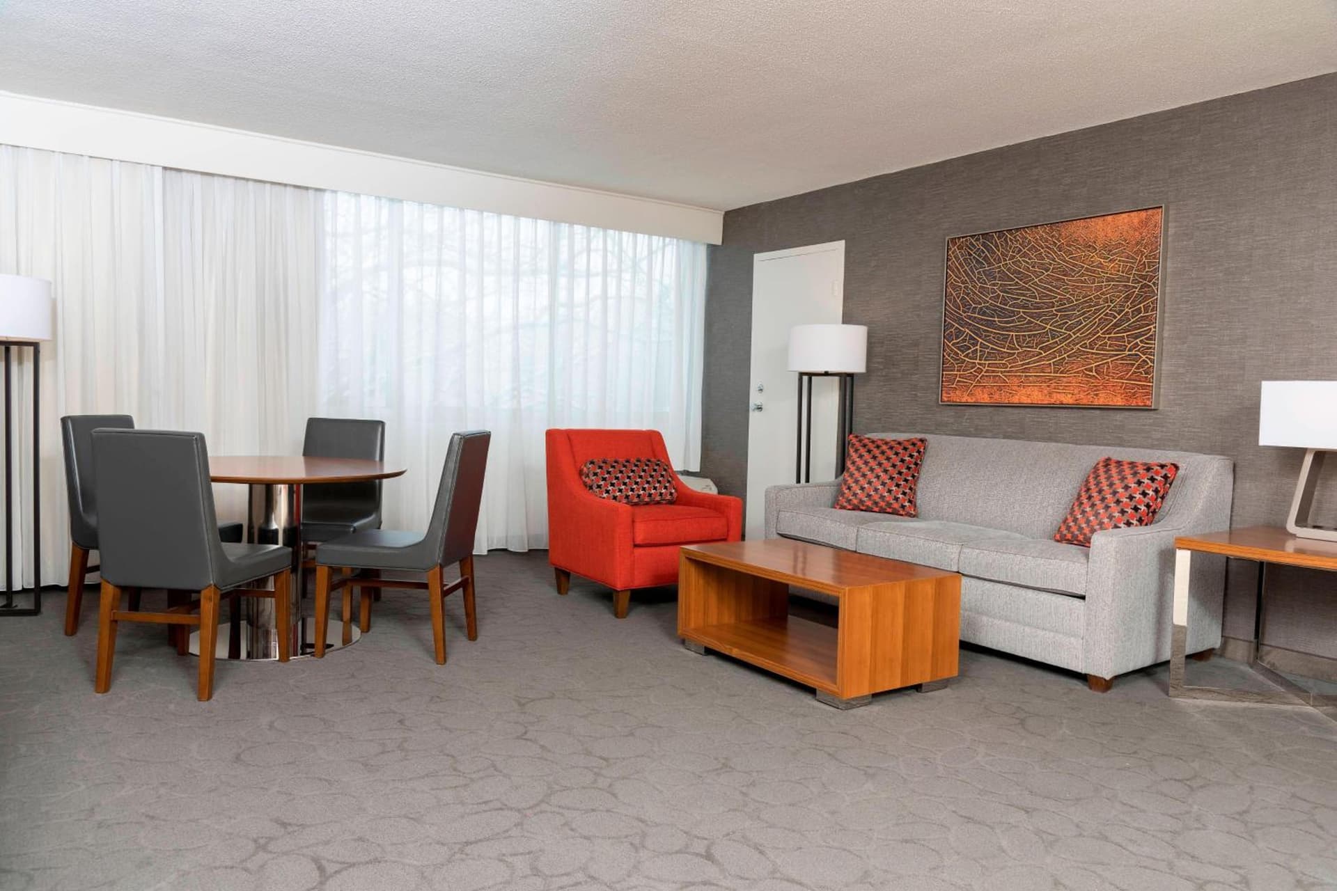 Sonesta Hotel Grand Rapids Airport gallery photo in Grand Rapids, MI — image 17
