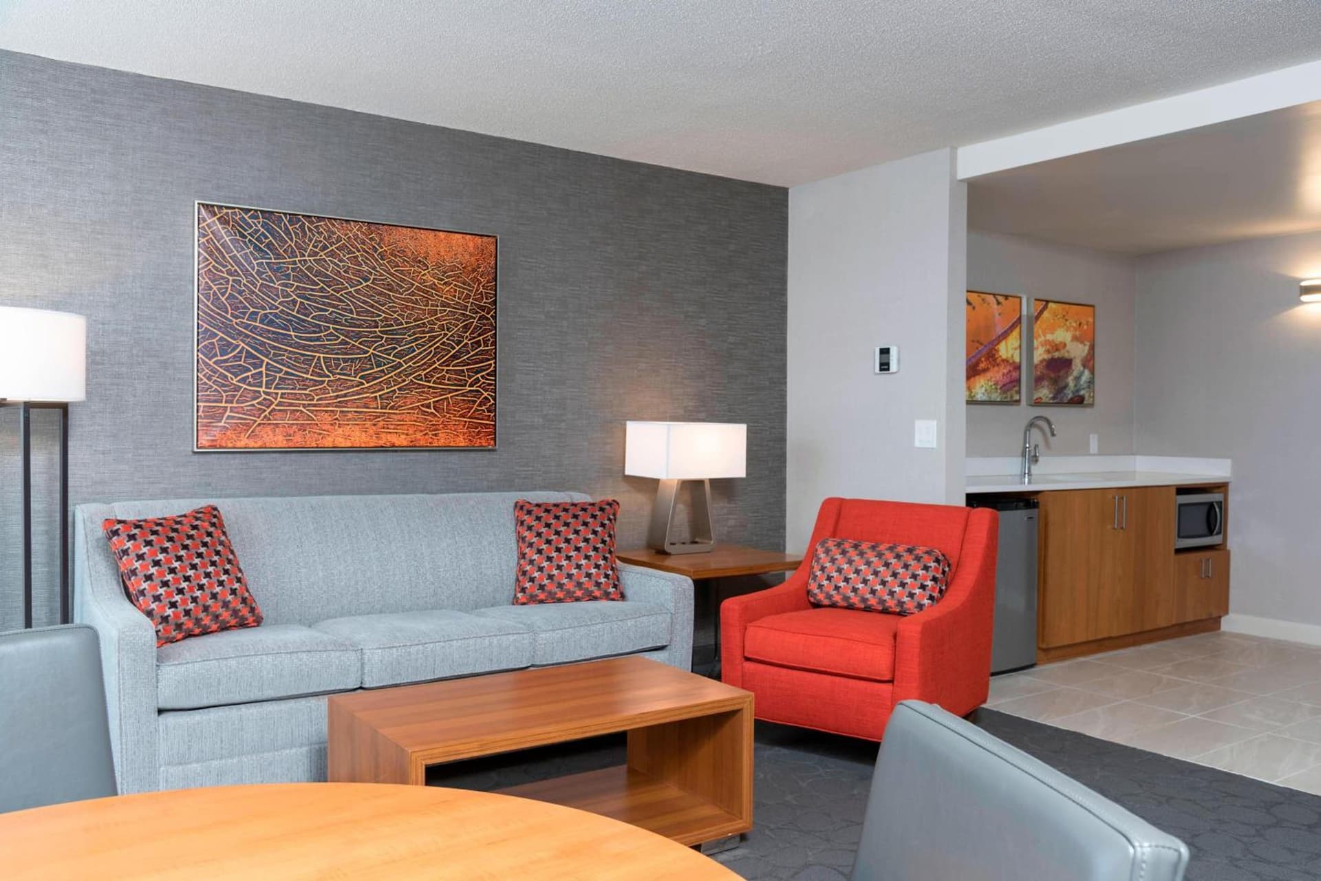 Sonesta Hotel Grand Rapids Airport gallery photo in Grand Rapids, MI — image 12