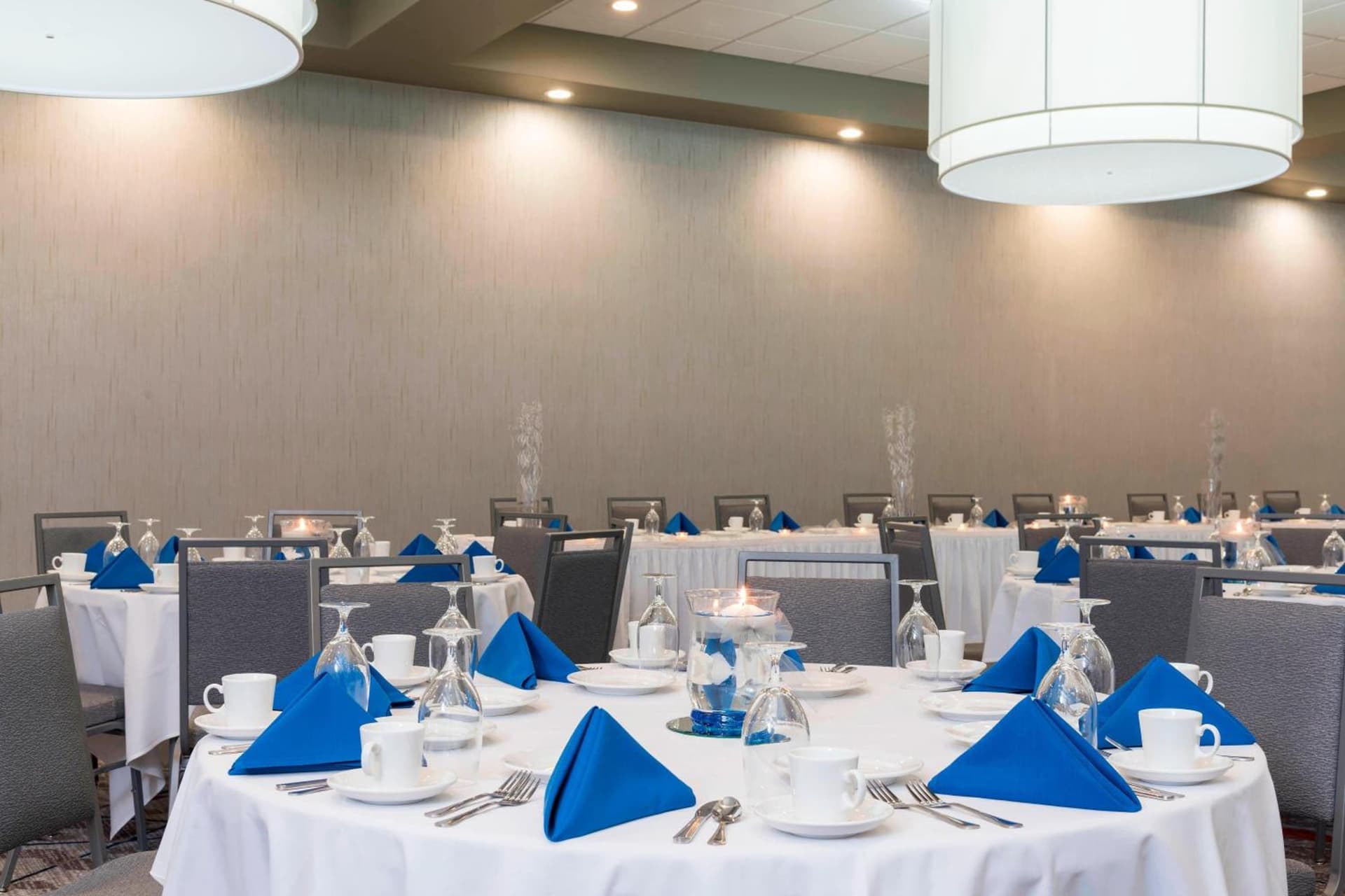 Sonesta Hotel Grand Rapids Airport gallery photo in Grand Rapids, MI — image 18