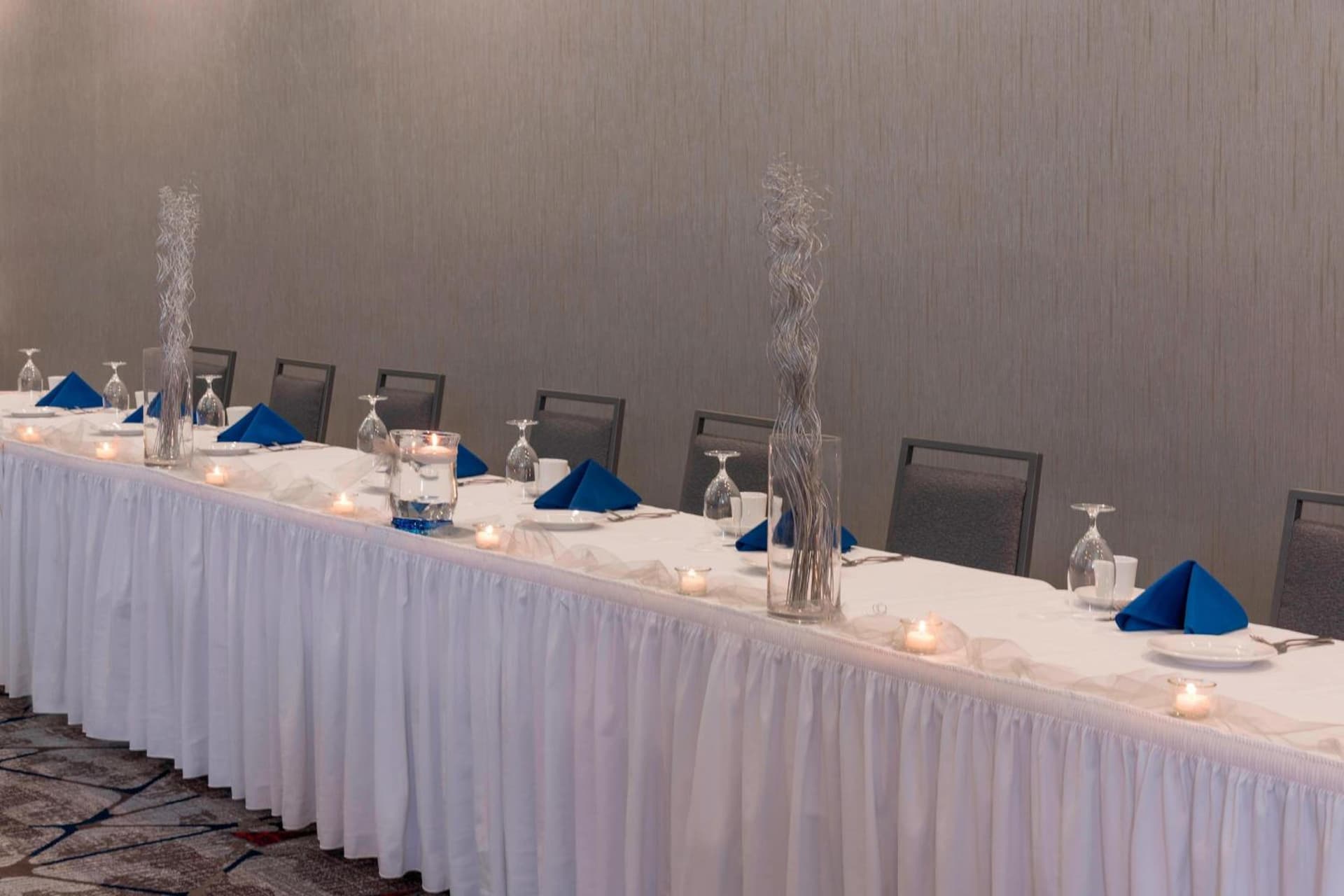 Sonesta Hotel Grand Rapids Airport gallery photo in Grand Rapids, MI — image 16