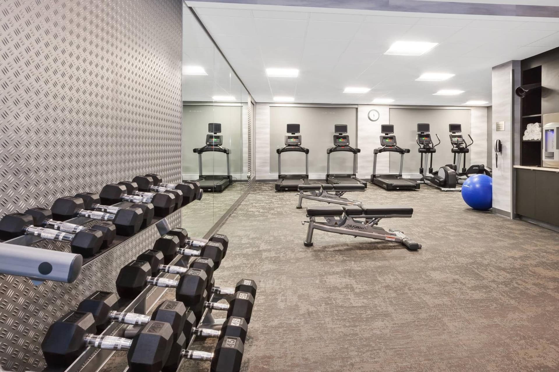 Fairfield Inn & Suites by Marriott Kalamazoo gallery photo in Kalamazoo, MI — image 18