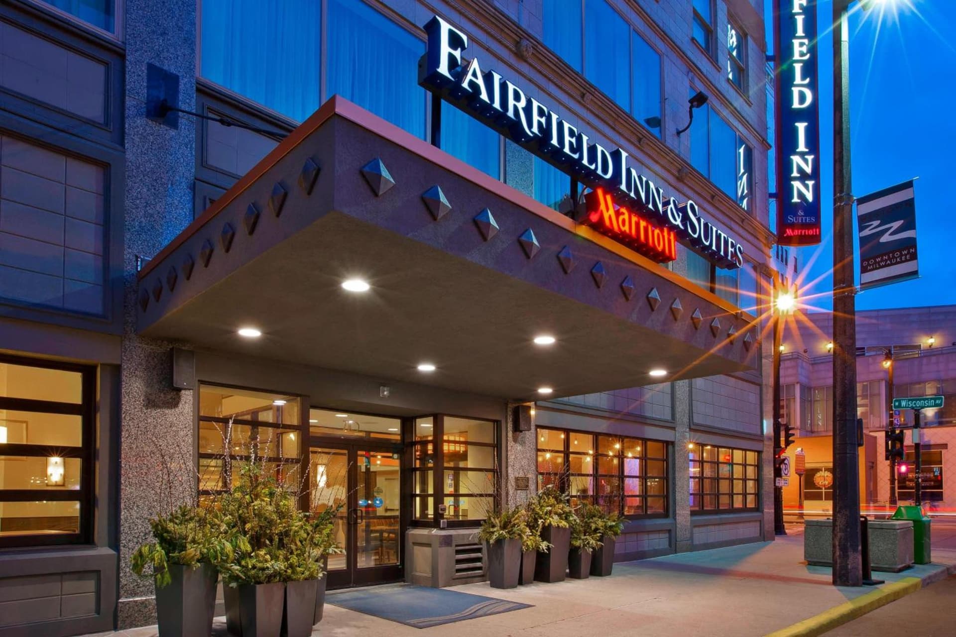 Fairfield Inn & Suites by Marriott Milwaukee Downtown — hotel in Milwaukee, Wisconsin