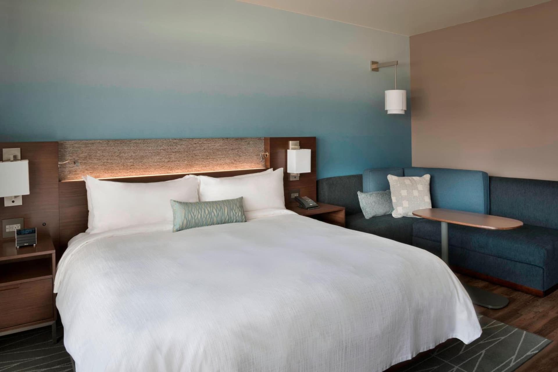 Buffalo Marriott at LECOM HARBORCENTER gallery photo in Buffalo, NY — image 46