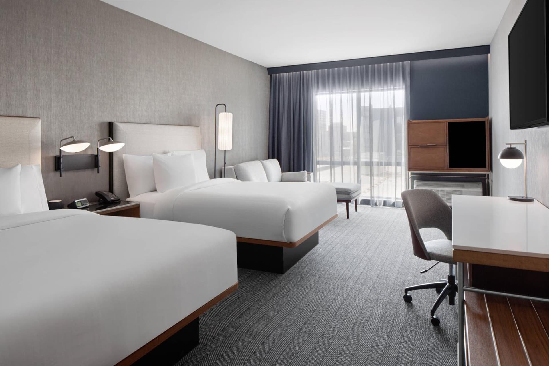 Courtyard by Marriott Lansing Downtown gallery photo in Lansing, MI — image 30
