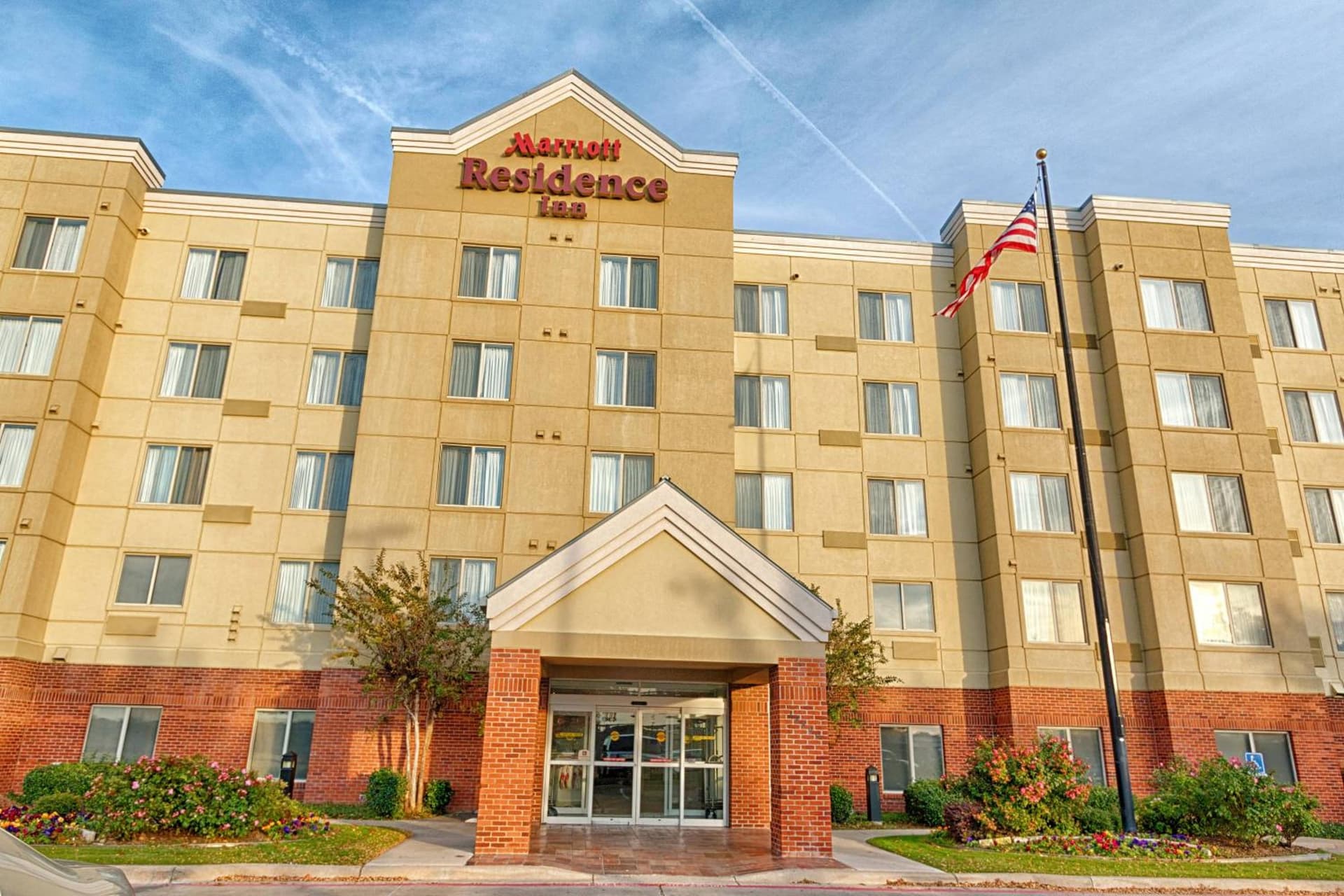 Residence Inn Fort Worth Alliance Airport interior in Roanoke, TX — gallery photo 2