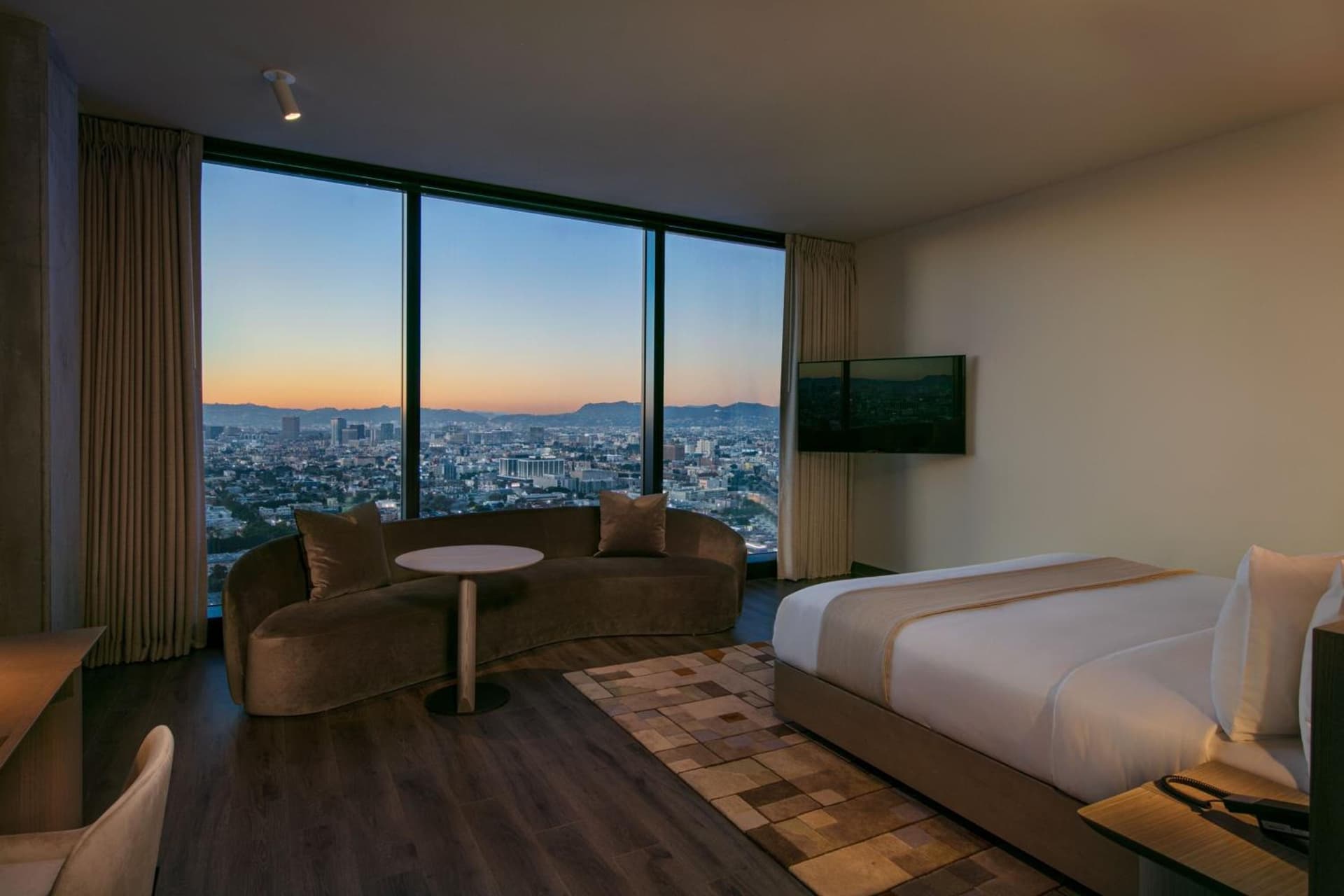 AC Hotel by Marriott Downtown Los Angeles gallery photo in Los Angeles, CA — image 88